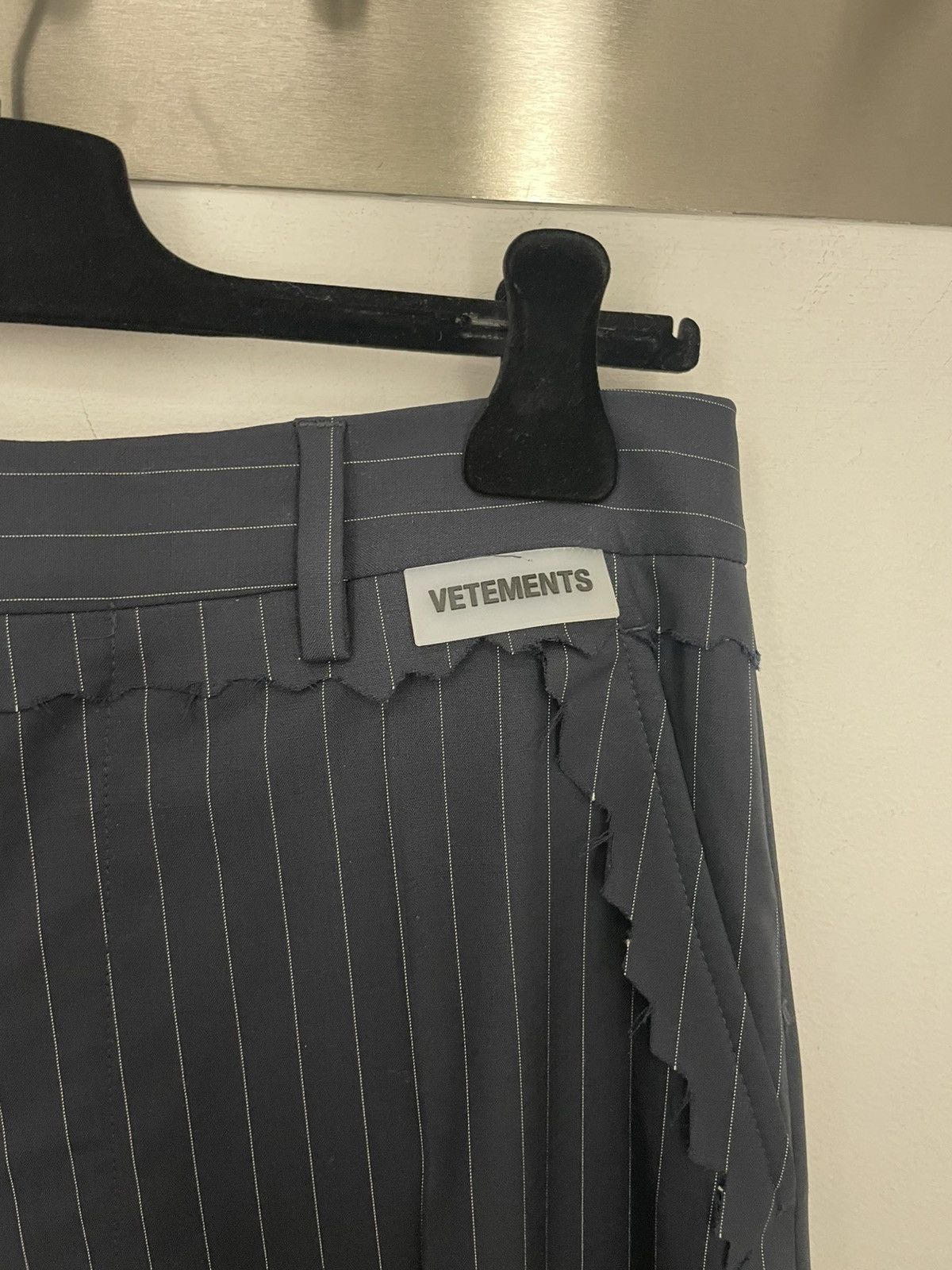 Vetements Striped trousers in navy and white Size 25" / US 0 / IT 36 - 2 Thumbnail