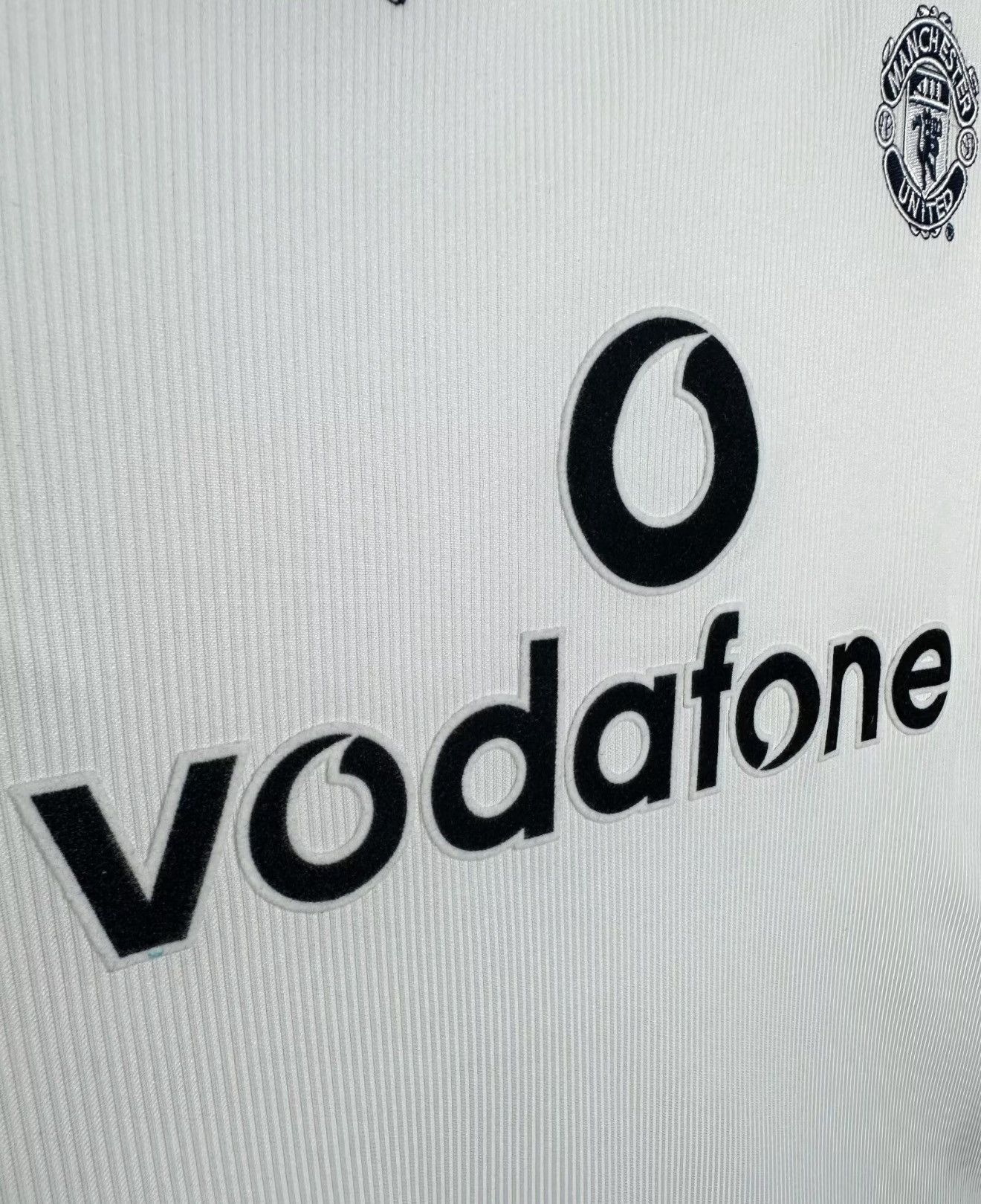 Umbro × Vintage Vintage x Manchester United 2000/2001 Away Long Sleeve Size US M / EU 48-50 / 2 - 3 Thumbnail