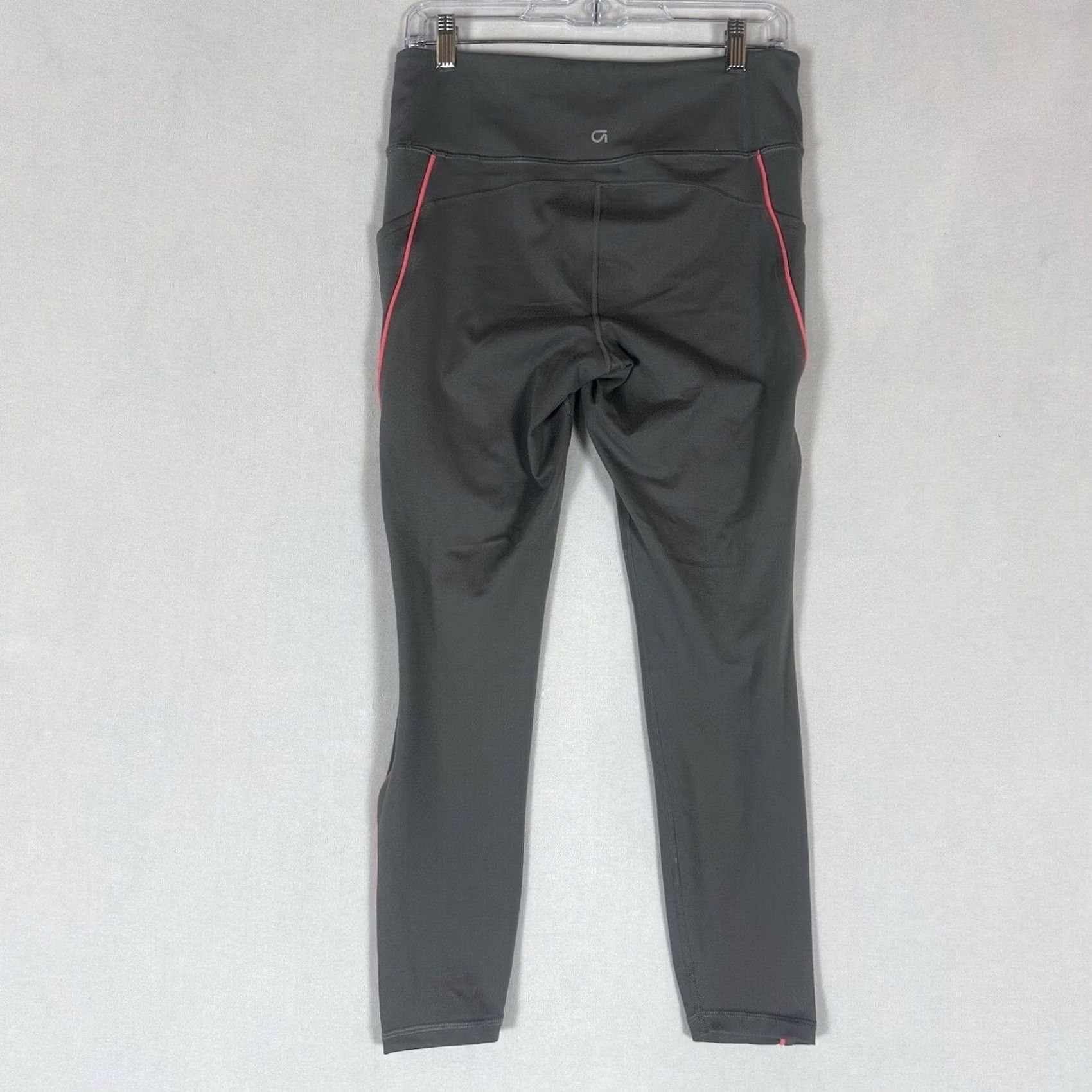 Vintage Gapfit Blackout Technology Womens Leggings M Gray Striped Pockets Ankle 26in Pull On Gym Running Yoga Activewear Size M Womens Size 32" / US 10 / IT 46 - 4 Thumbnail