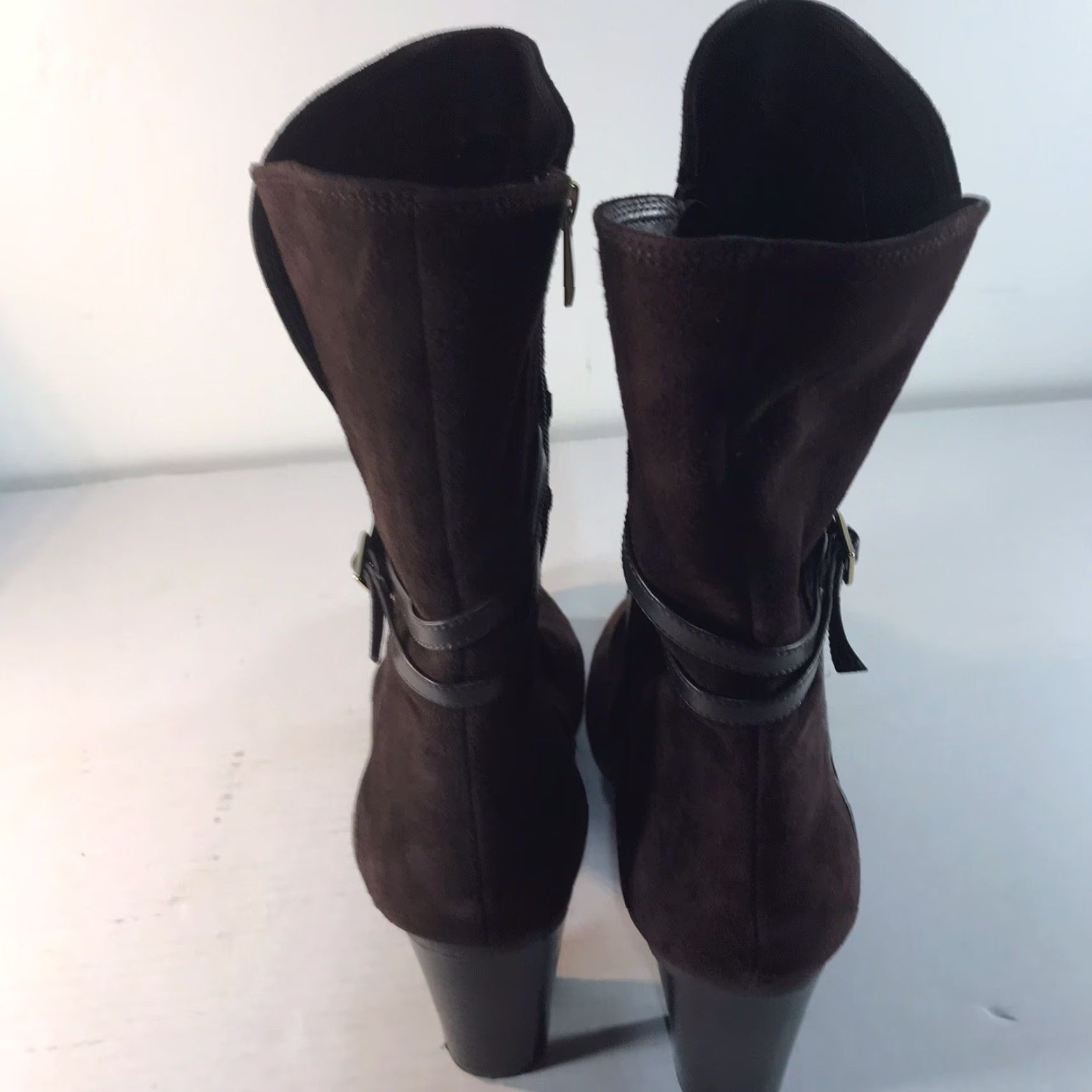 Isaac Mizrahi Isaac Mizrahi Brown Suede Women’s Bootie Size 10M Mid-Calf Block Heel Casual Winter Size US 10 / IT 40 - 5 Thumbnail