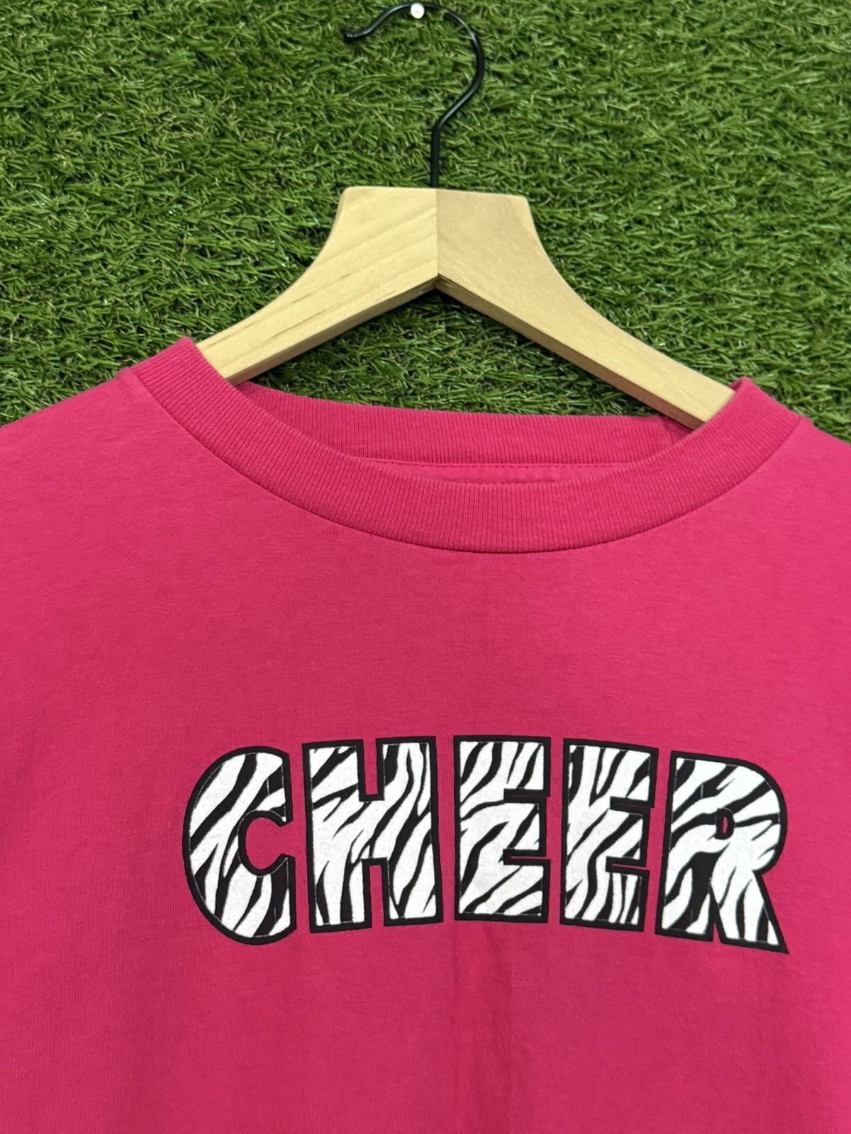 Vintage Vintage Y2K Cheer Zebra Safari Print Logo Tee Pink Small Size US S / EU 44-46 / 1 - 2 Thumbnail