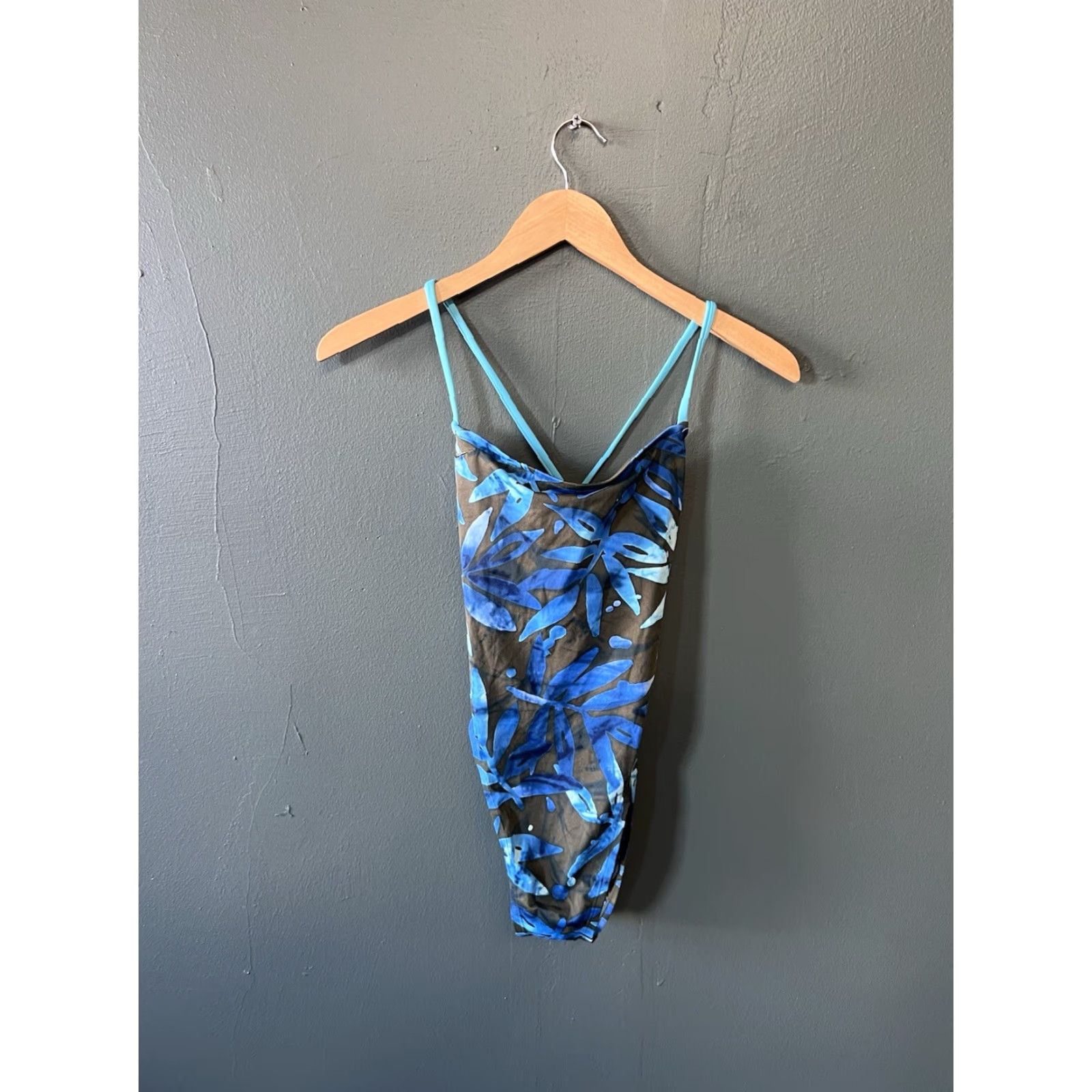 Nike VINTAGE Nike Womens One Piece Swimsuit Floral White Size 10 Size ONE SIZE - 2 Thumbnail