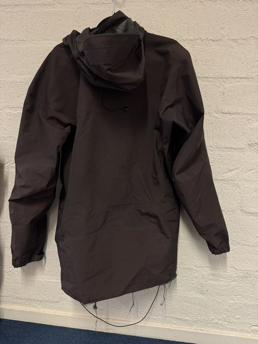 Arc'Teryx Vintage Arc'teryx Theta AR gore Tex pro shell 00s | Grailed