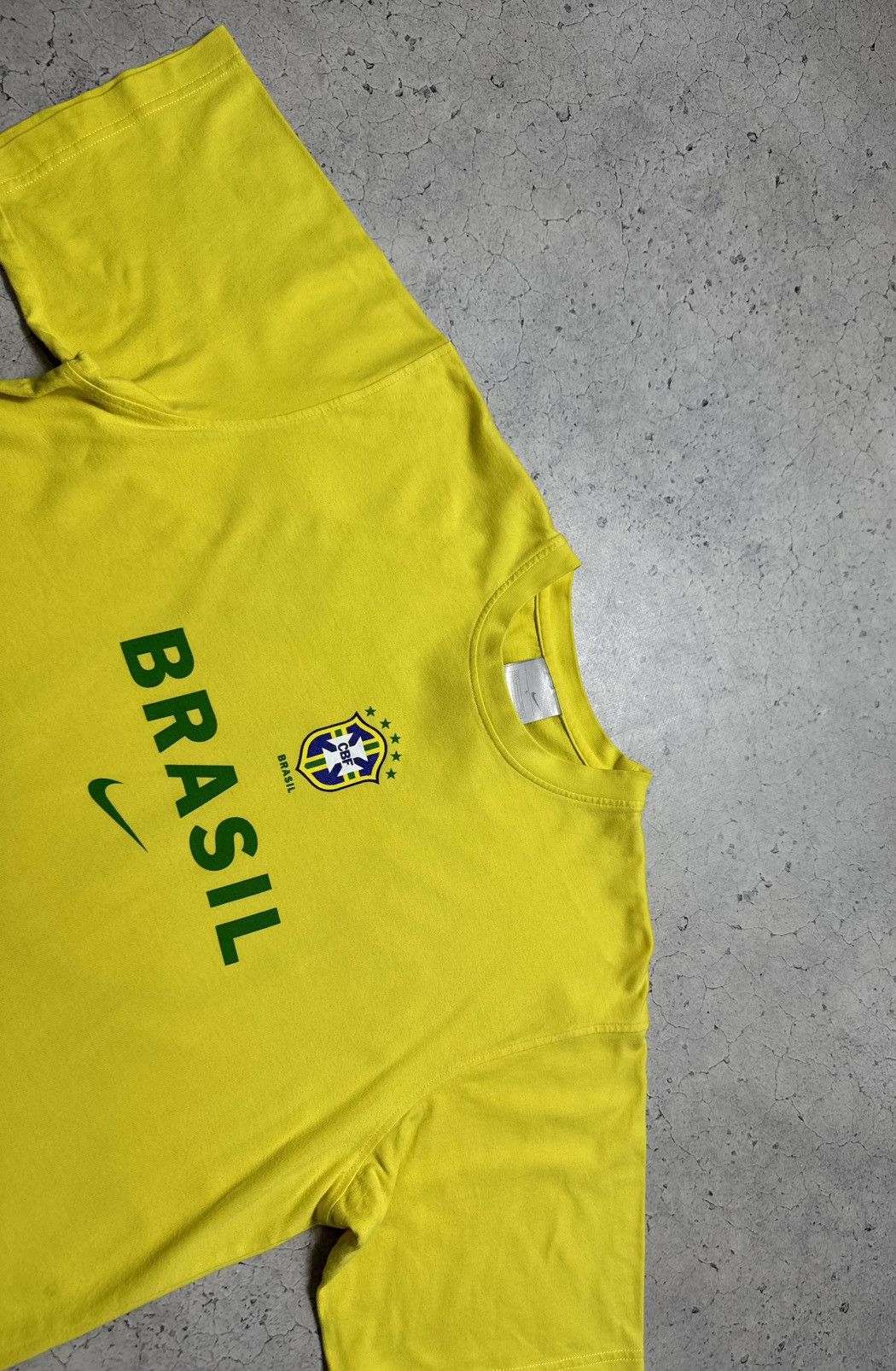 Nike Nike Brasil #7 Ronaldinho Vintage T-Shirt Soccer Jersey Size US L / EU 52-54 / 3 - 6 Thumbnail