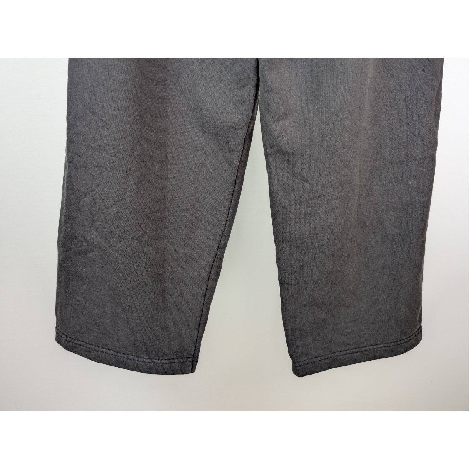Balenciaga × eBay o1rshd1 Baggy Sweatpants in Wash Black Size US 26 / EU 42 - 10 Thumbnail