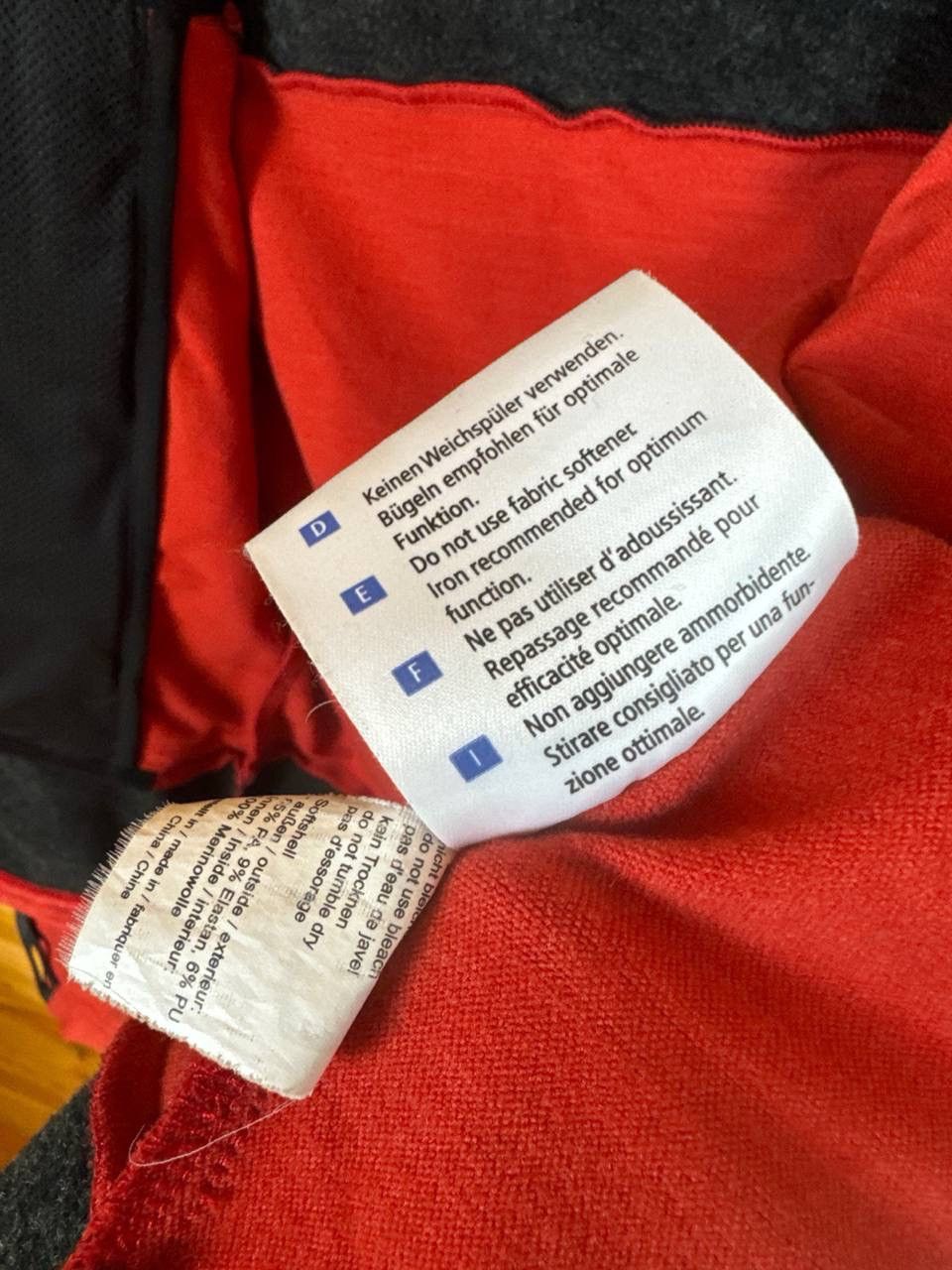ORTOVOX Ortovox Merino Vest Red Nanosphere Full Zip Outdoor Hiking Size US M / EU 48-50 / 2 - 4 Thumbnail
