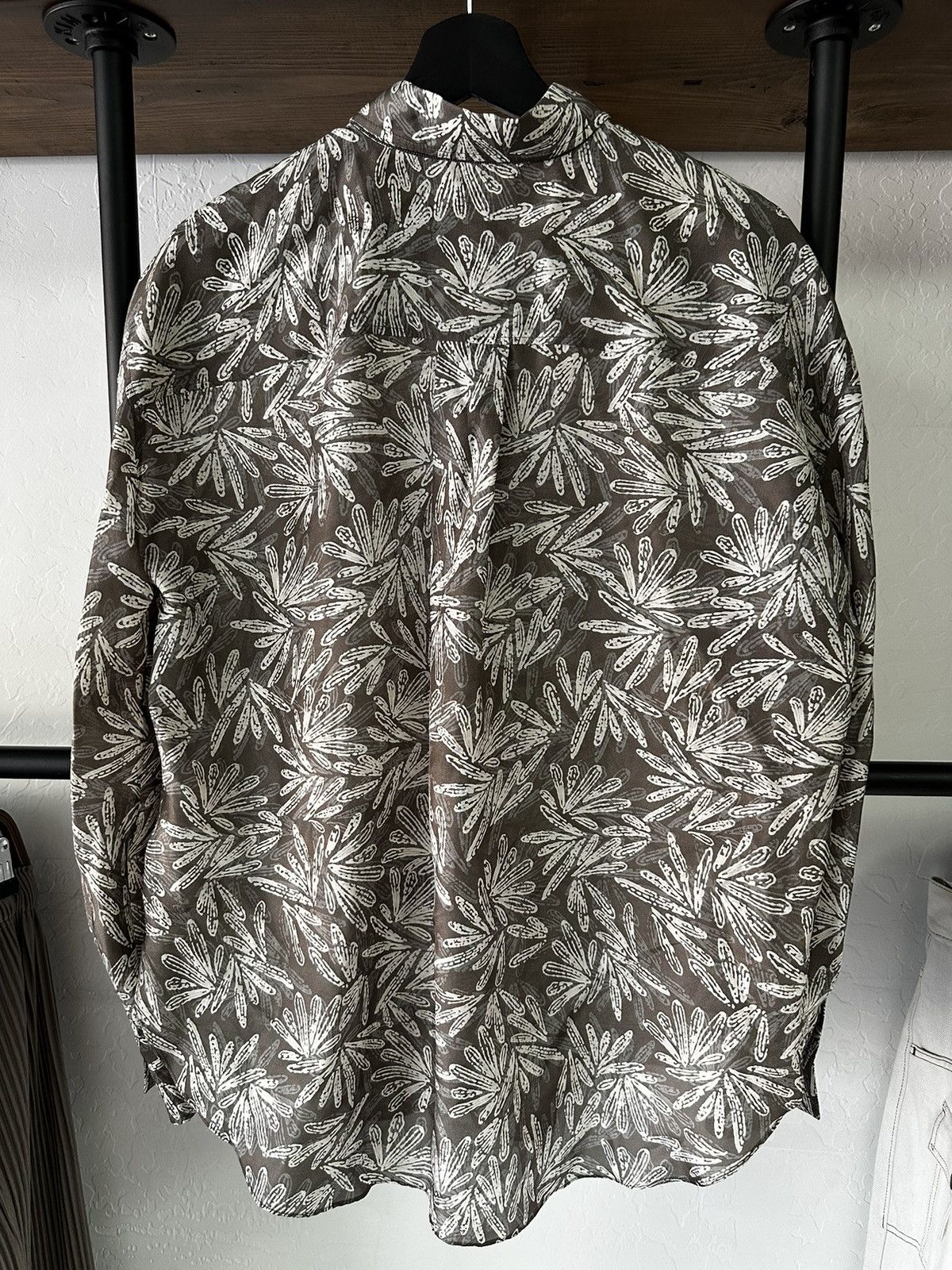 Brunello Cucinelli Brunello Cucinelli Silk Fern Ponge Button-Front Blouse Size S / US 4 / IT 40 - 5 Thumbnail