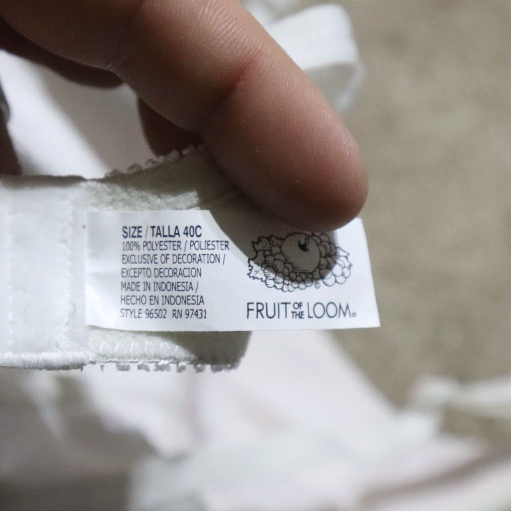 Fruit Of The Loom VINTAGE Fruit of the Loom Women's T-Shirt Bra 40C White Wireless Adjustable Strap 90s Glam Girls Size ONE SIZE - 5 Thumbnail