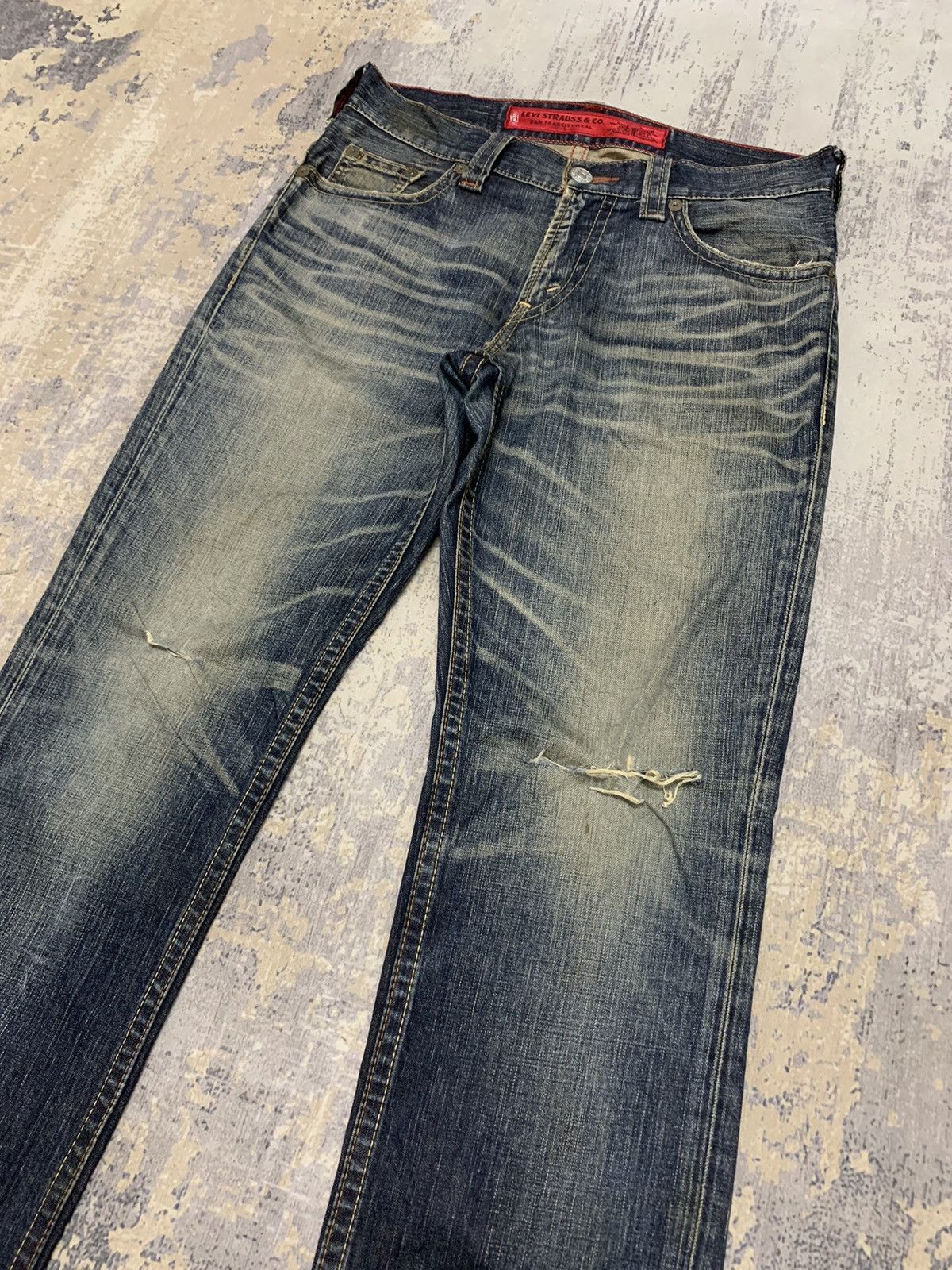Levi's VINTAGE LEVIS STONEWASHED DISTRESSED DENIM JEANS 33x32.5 Size US 33 - 3 Thumbnail