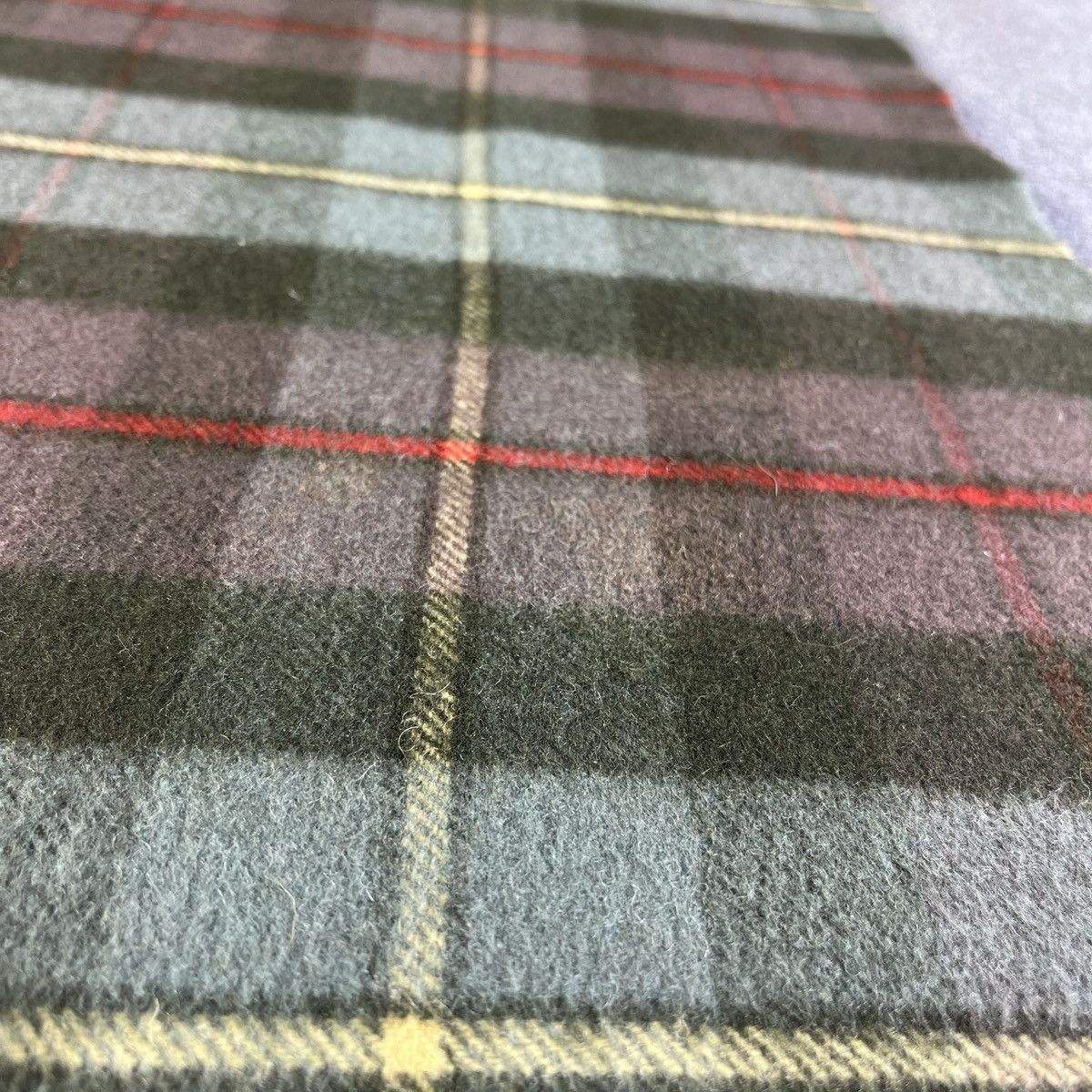 Johnstons Of Elgin Johnstons Of Elgin Scarf / Muffler / Neckwear T1123 Size ONE SIZE - 7 Thumbnail