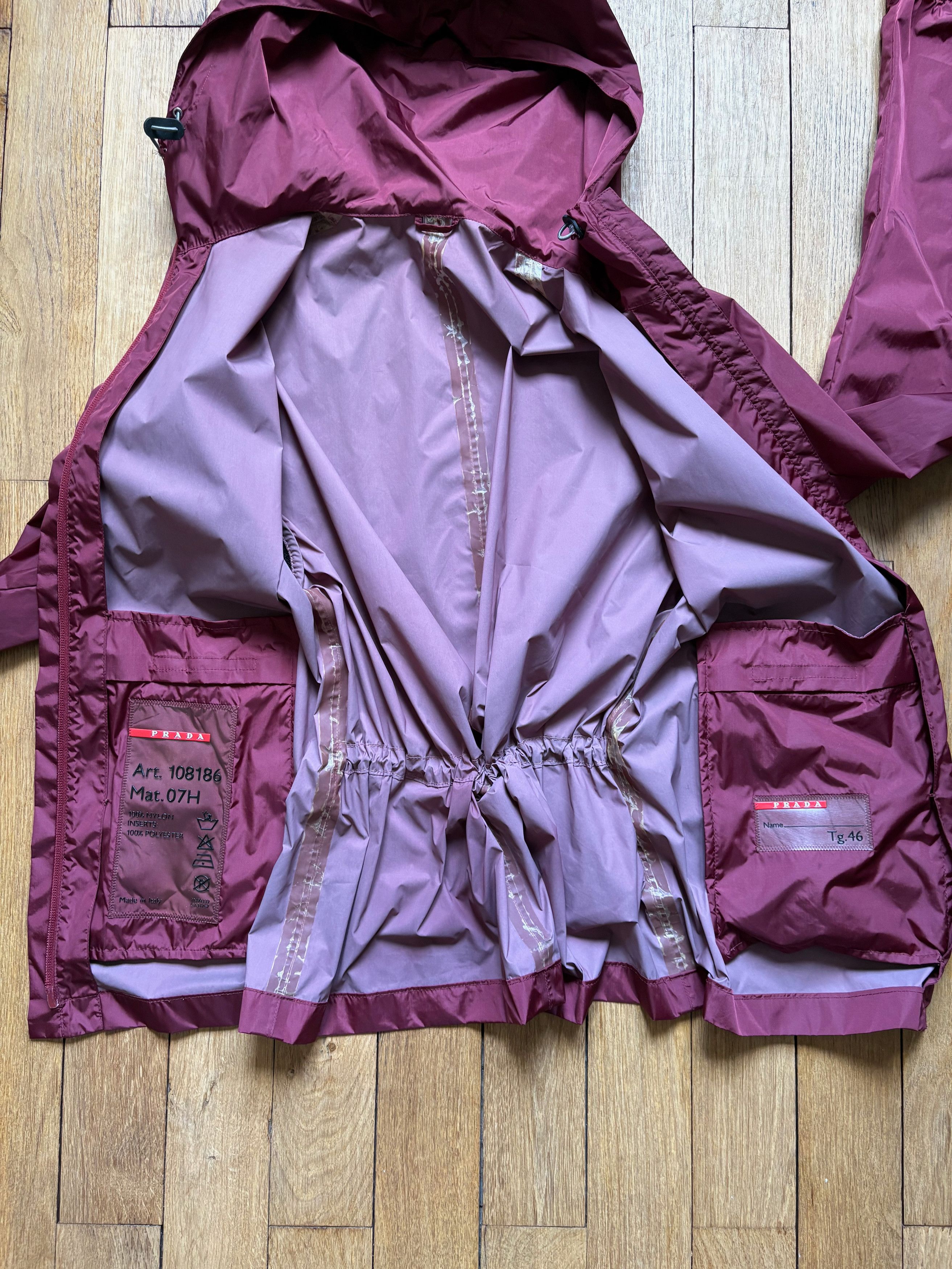 Prada Prada burgundy nylon jacket art. 108186 Size L / US 10 / IT 46 - 7 Thumbnail