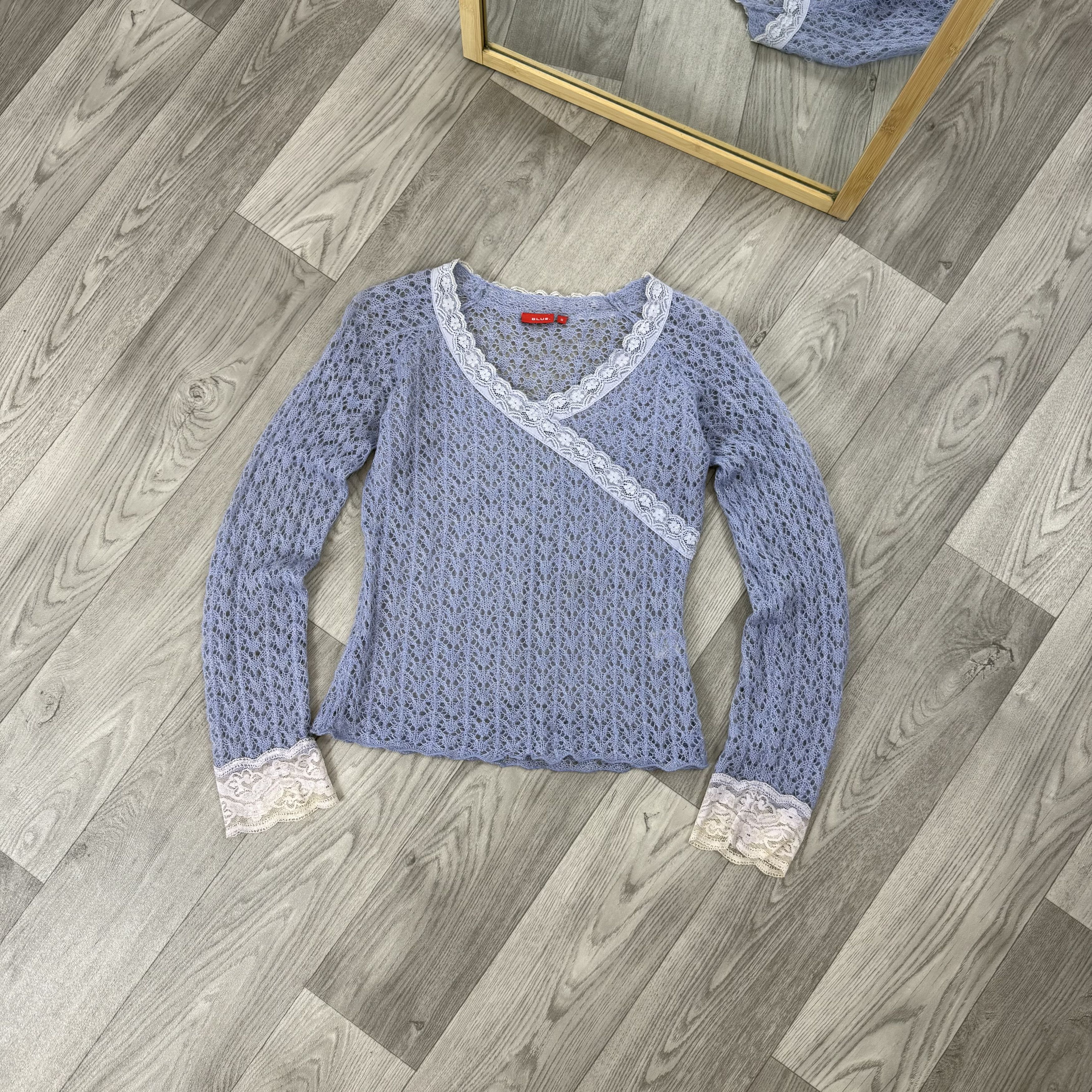 Vintage Vintage Mesh Net Lacework Blue Knit Blouse V-Neck Sweater Size S / US 4 / IT 40 - 1 Thumbnail