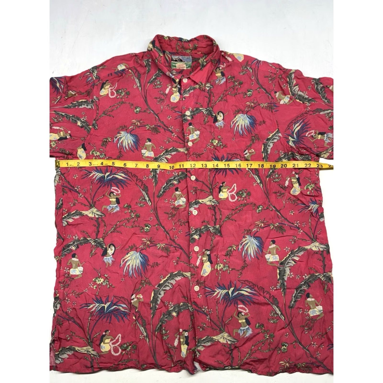 Reyn Spooner VINTAGE Reyn Spooner Hawaiian Shirt Floral Hula Girl Lei Red Mens L Short Sleeve Button-Up Pocket Breathing Rayon Summer Spring Fall Size US L / EU 52-54 / 3 - 4 Thumbnail