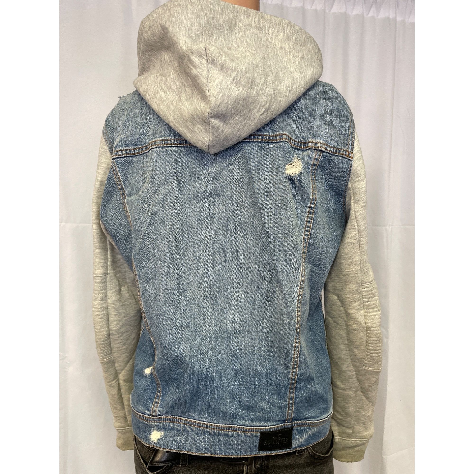 Hollister Hollister Men's Blue /Gray Denim Hoodie Jacket Size M SKU 57 Size US M / EU 48-50 / 2 - 3 Thumbnail