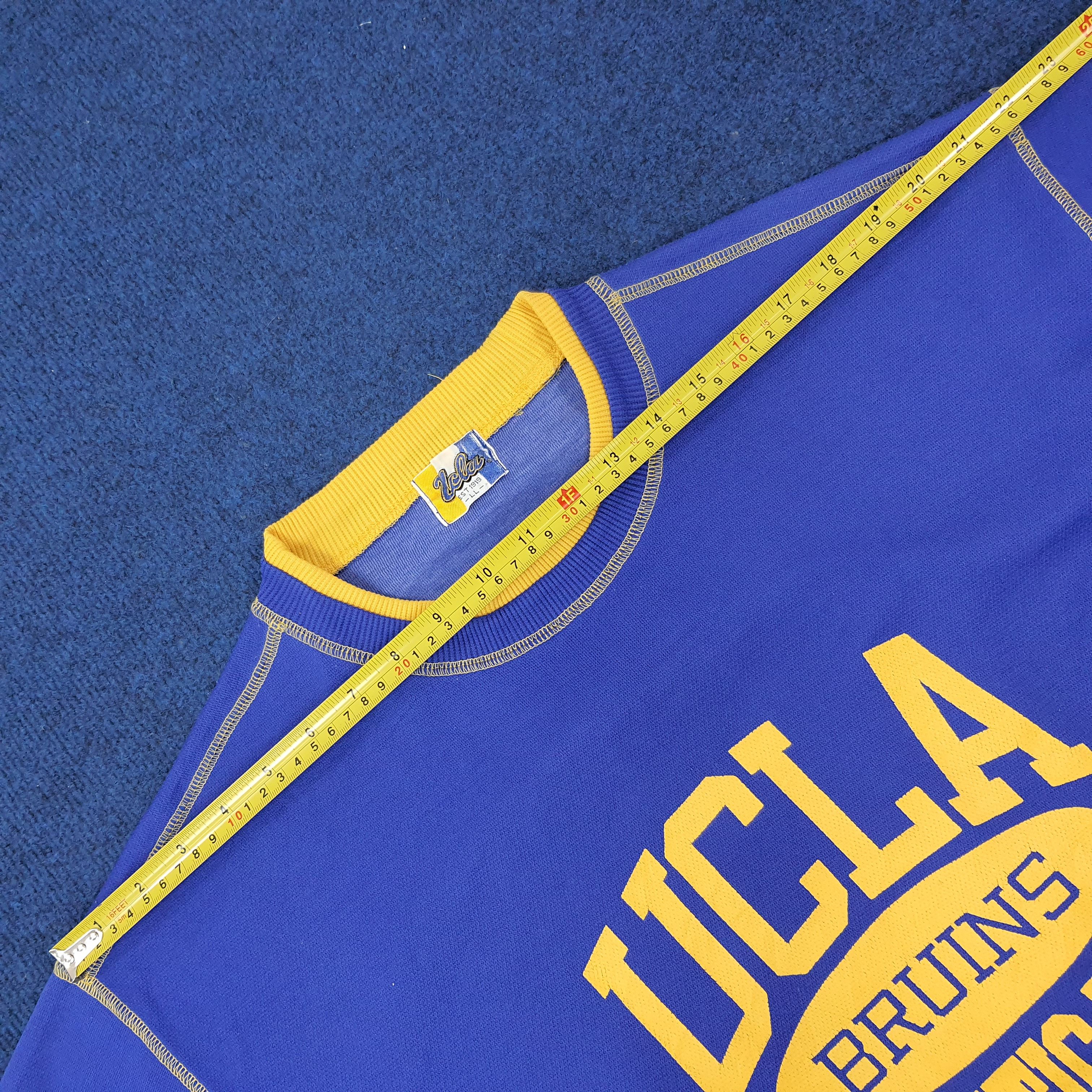 Other Vintage UCLA Bruins Athletic Dept. Sports Sweatshirt C238N9 Size US L / EU 52-54 / 3 - 8 Thumbnail