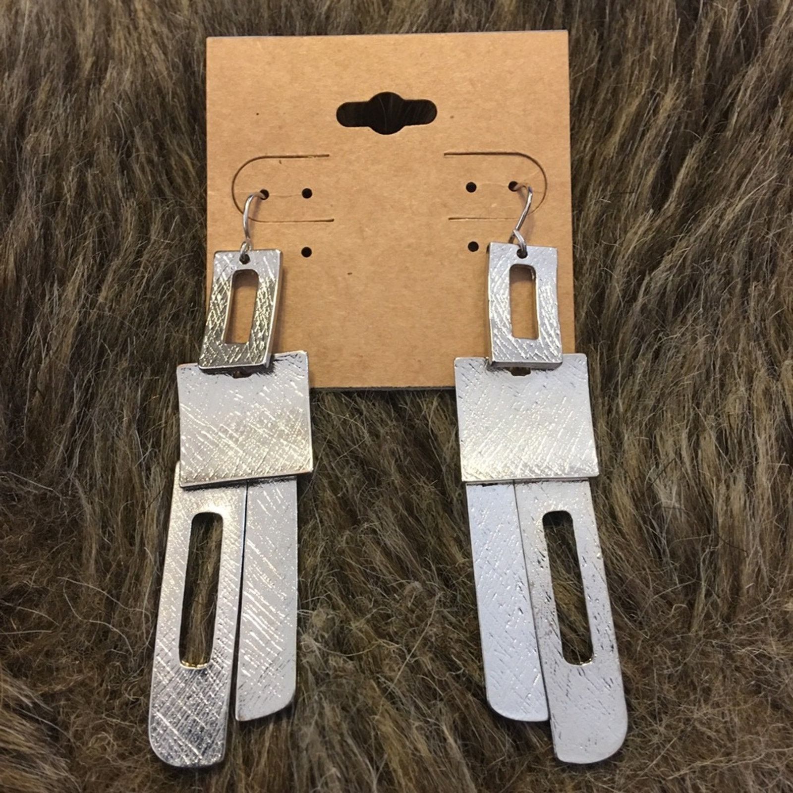 Jewelry Textured silver tone disc dangle drop earrings Size ONE SIZE - 2 Thumbnail