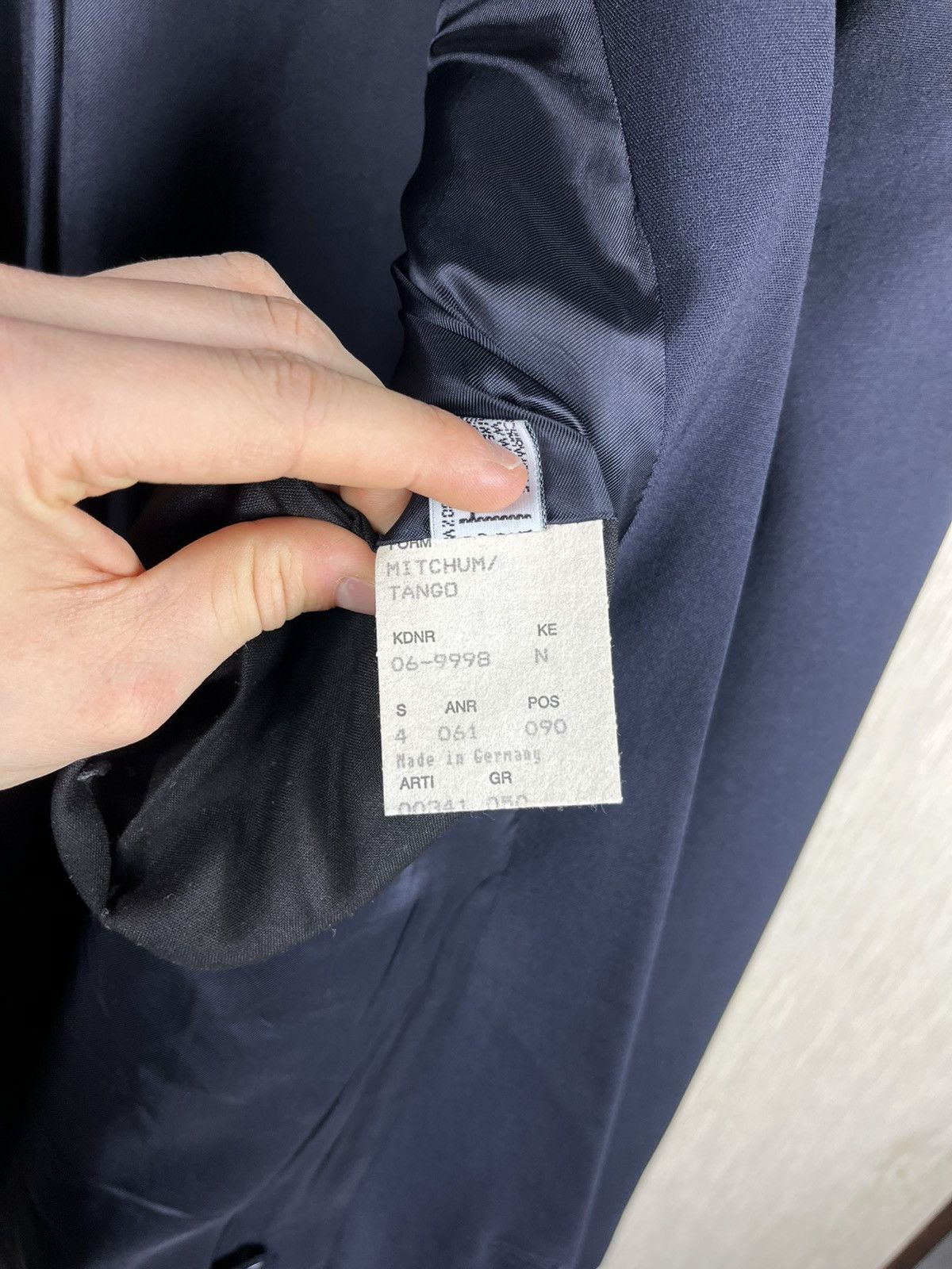 Hugo Boss × Vintage Vintage Hugo Boss wool navy blazer double-breasted jacket Size US M / EU 48-50 / 2 - 18 Thumbnail