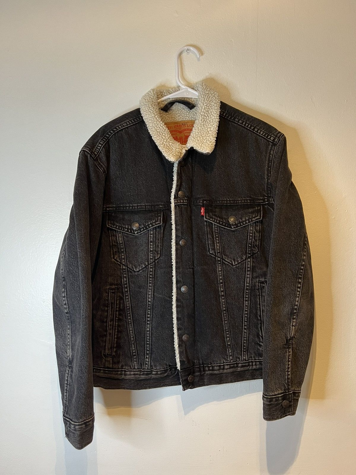 Fur levis jacket 2025