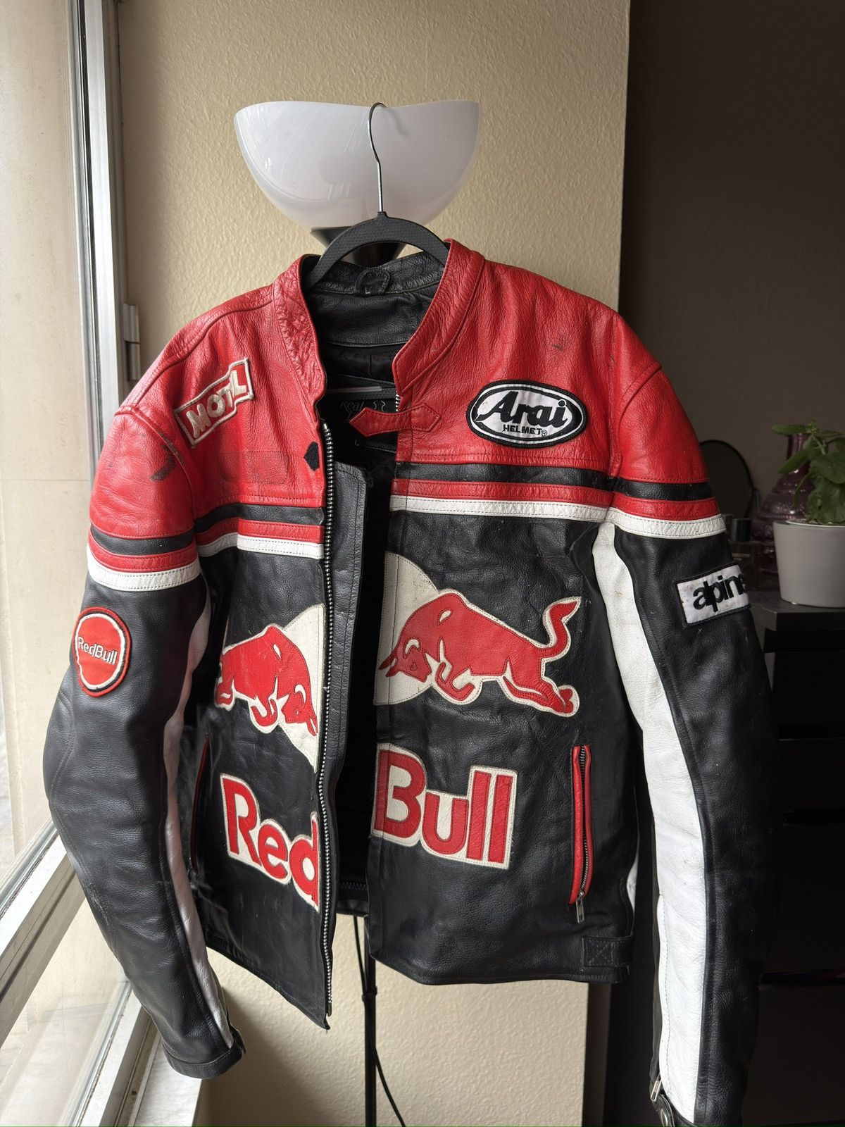 Red Bull Real leather red bull racing biker jacket Size US L / EU 52-54 / 3 - 8 Thumbnail
