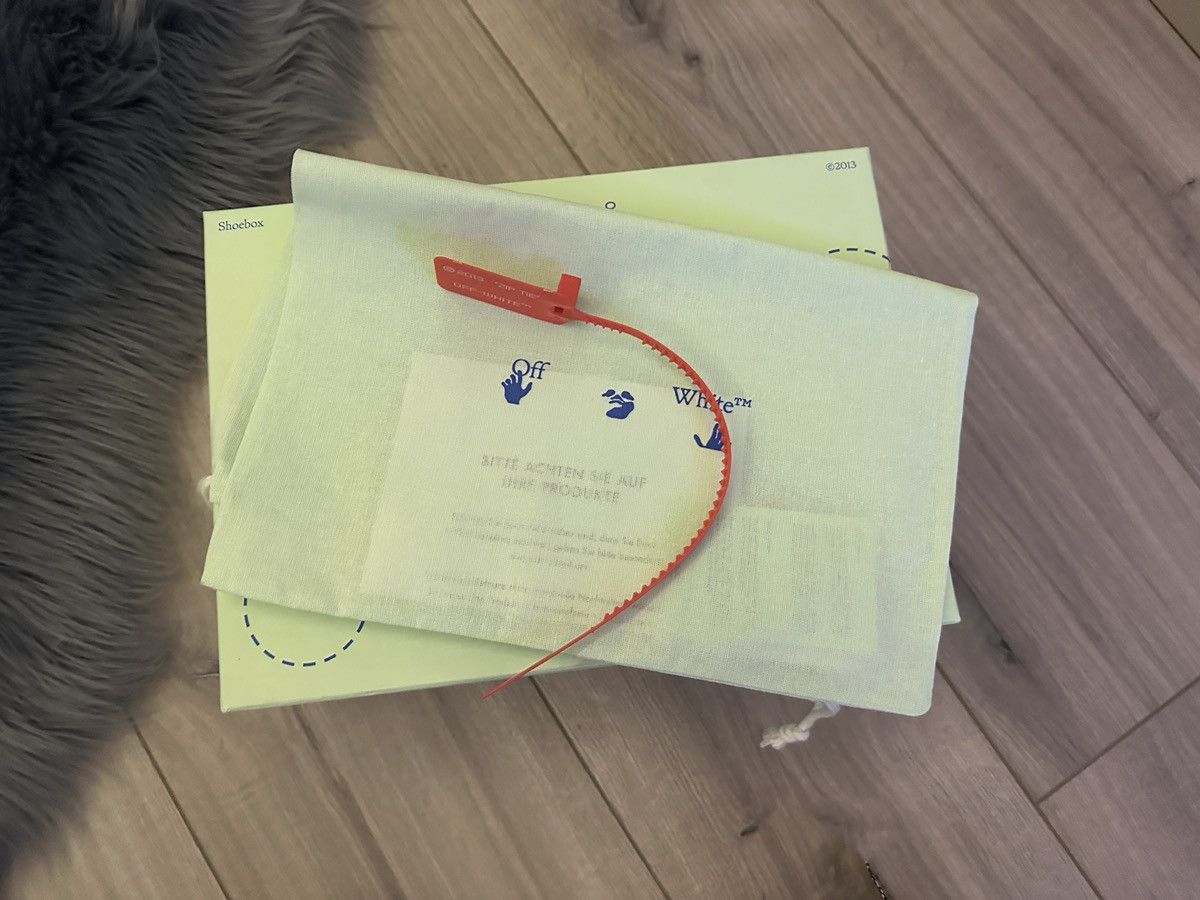 Off-White Off white zip tie tag Size 44 - 2 Thumbnail