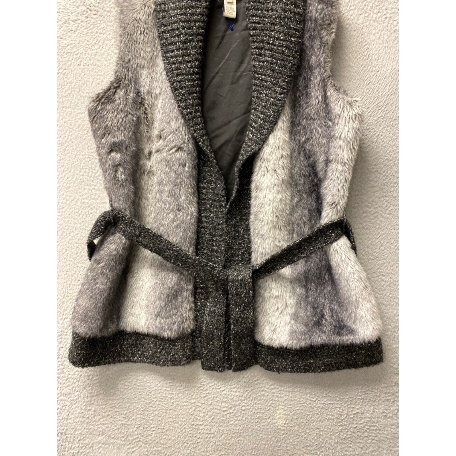 Cripple Creek Vests Women 2XL Gray Open Front Fur Cardigan Vest Adults Mens Womens