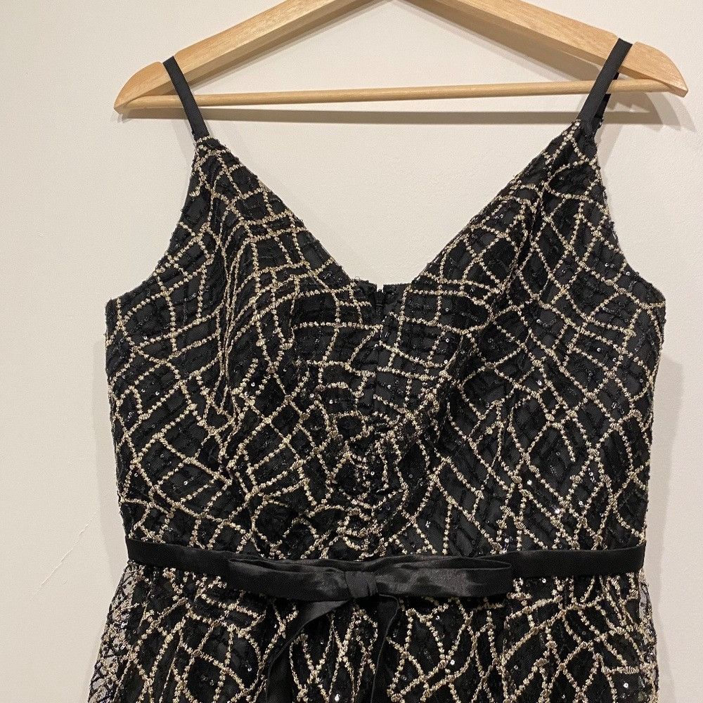 Calvin Klein Calvin Klein Mesh Spider Web V-Neck Whimsygoth Party Dress Size M / US 6-8 / IT 42-44 - 3 Thumbnail