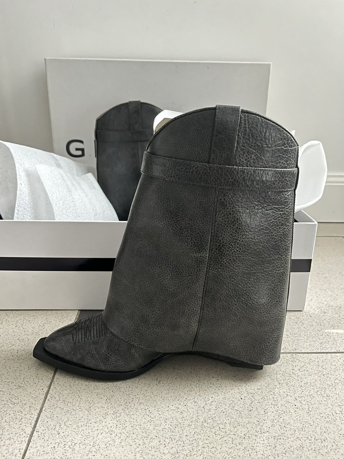 Givenchy Givenchy Shark santiague Size US 8 / IT 38 - 7 Thumbnail