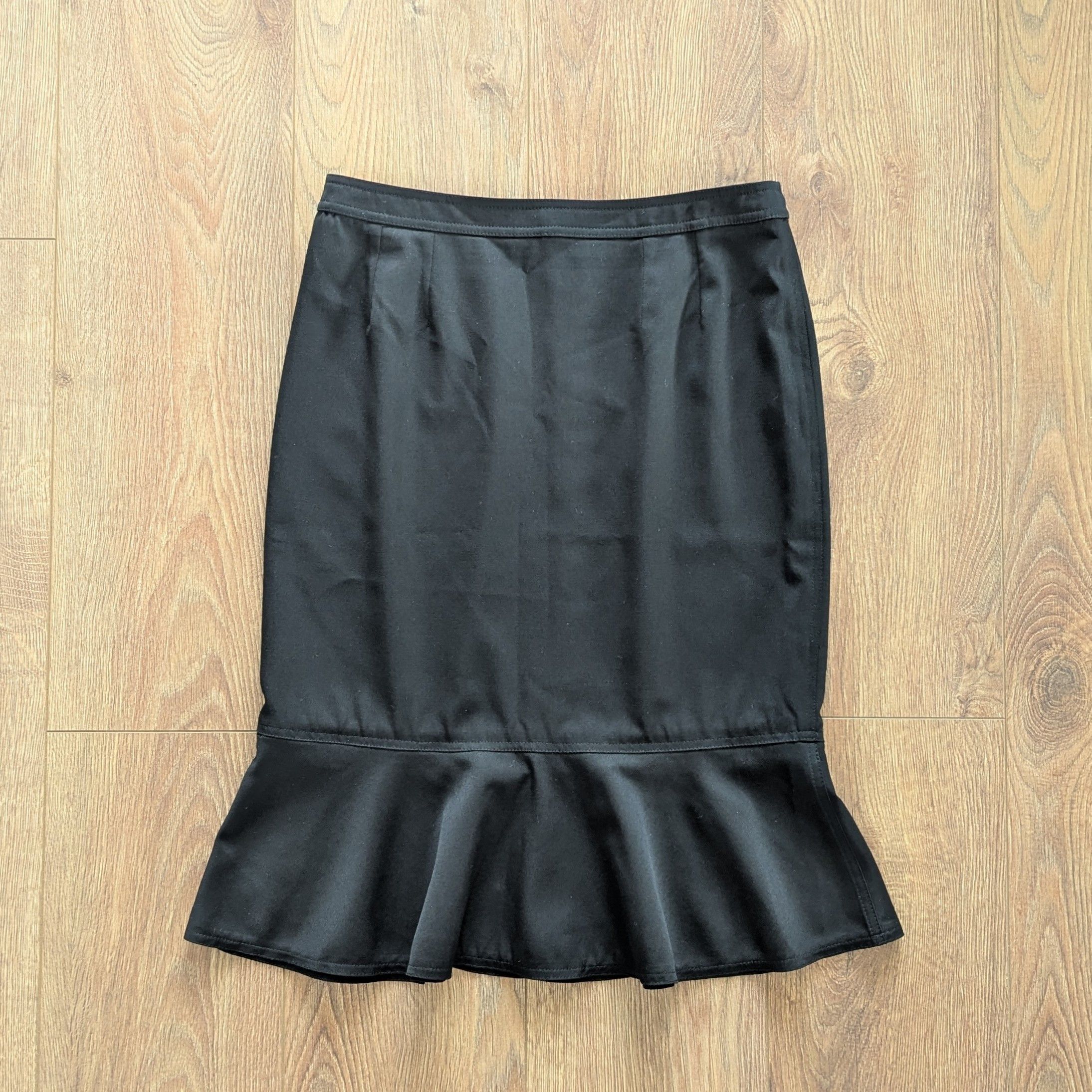 Yves Saint Laurent Yves Saint Laurent Rive Gauche Lana Wool Skirt MadeInFrance Size 28" / US 6 / IT 42 - 1 Thumbnail