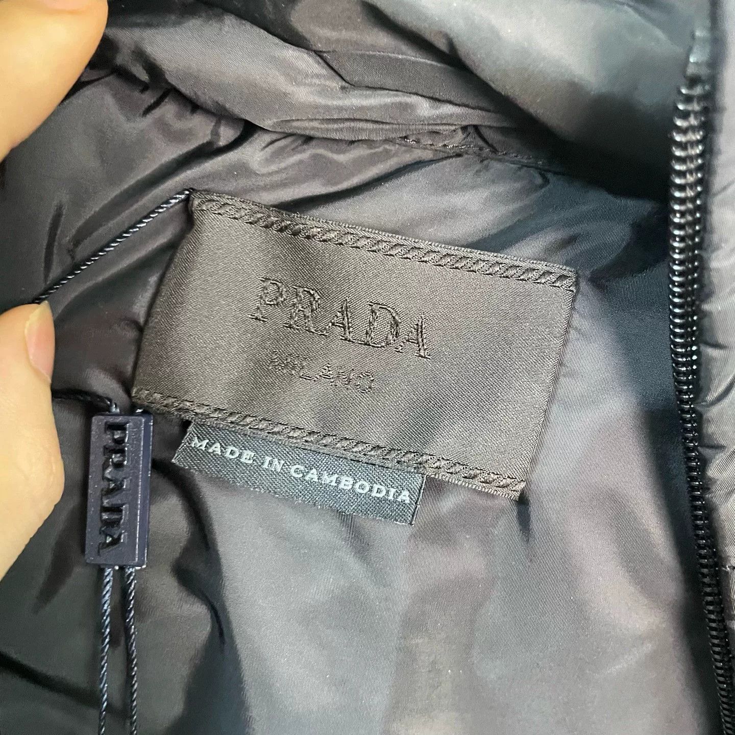 Prada prada style puffer jacket with logo Size US L / EU 52-54 / 3 - 3 Thumbnail