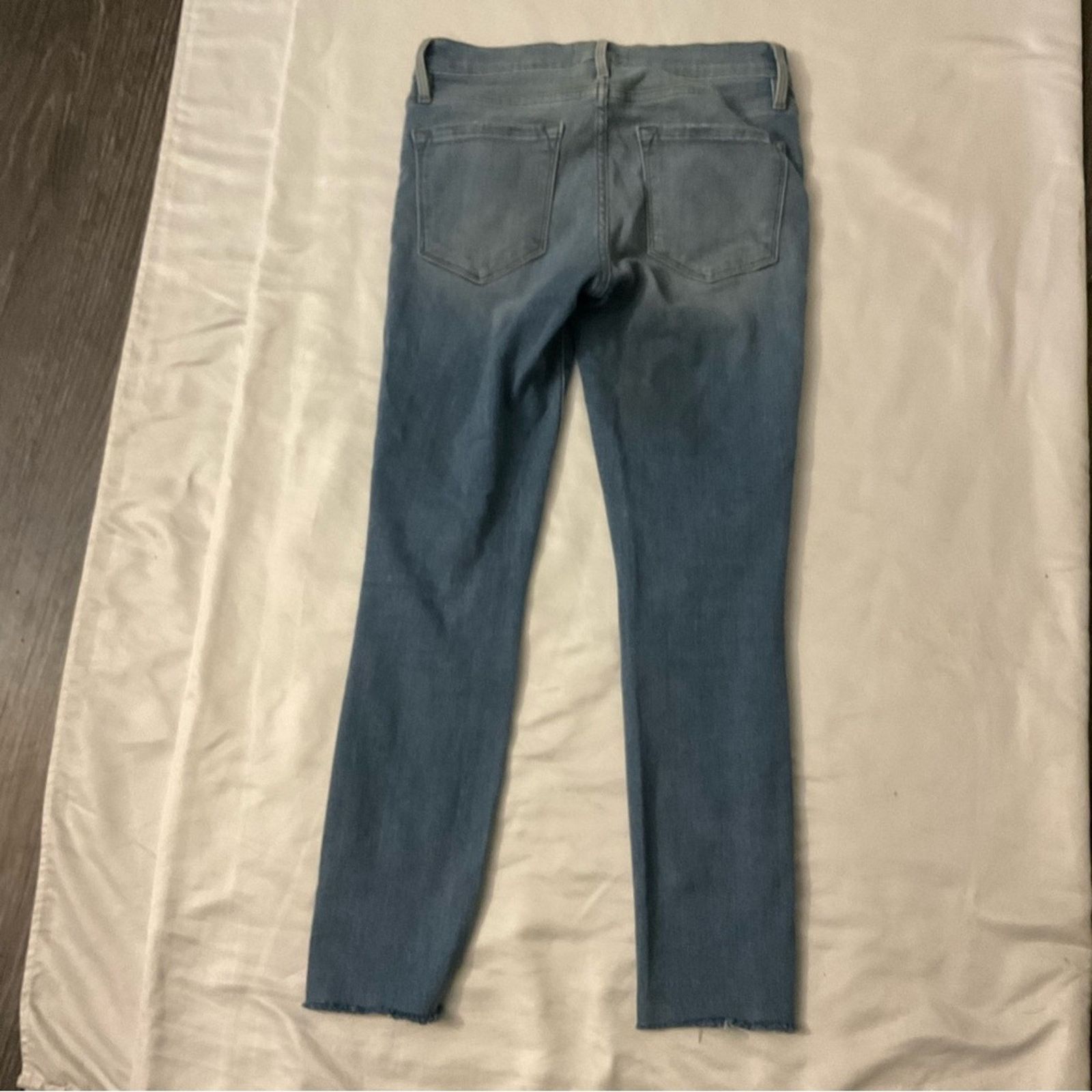 Frame FRAME Denim Waterloo Le Skinny de Jeanne Crop 26 Size 26" / US 2 / IT 38 - 4 Thumbnail