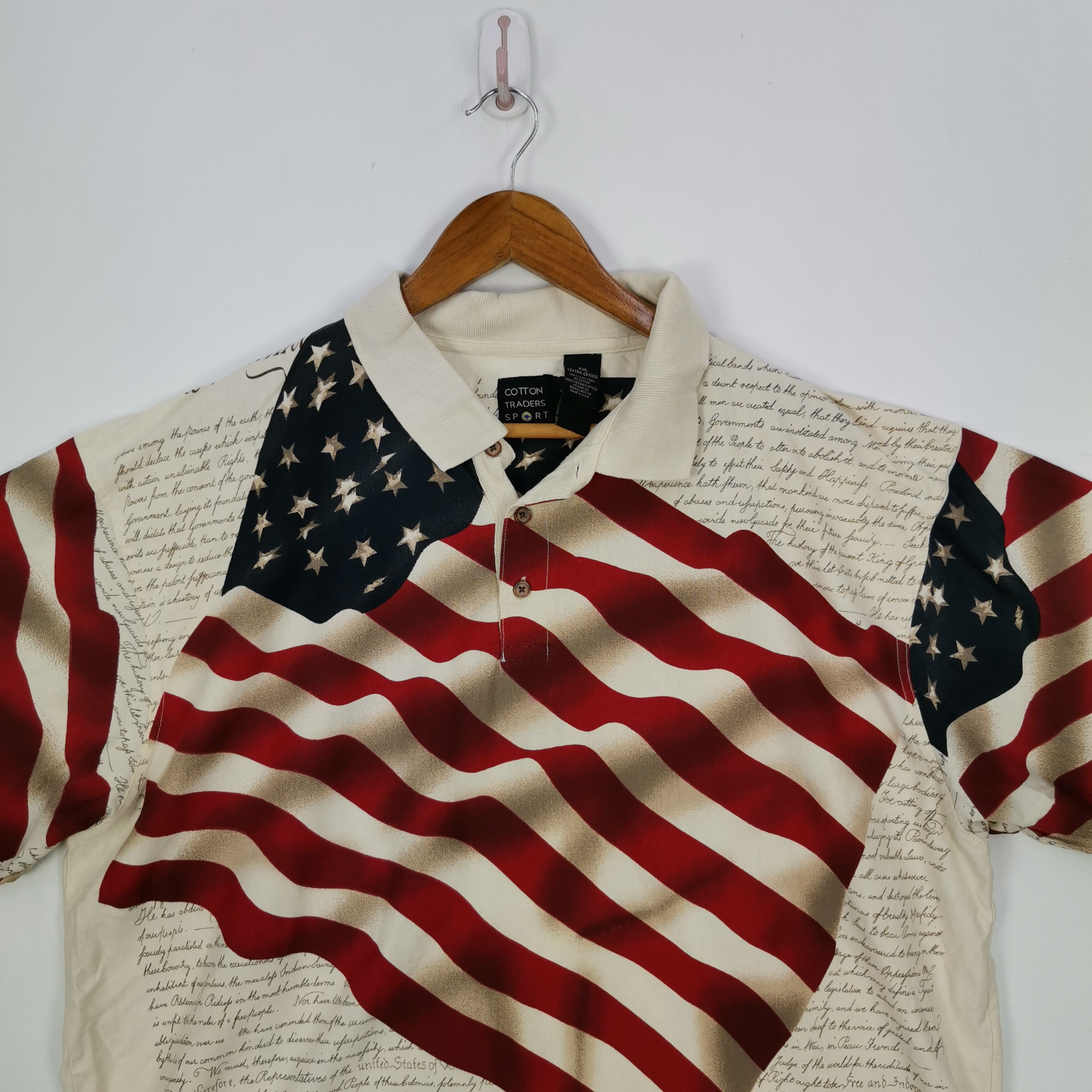 Vintage Vintage Paper American Flag T-Shirt Over Print | BS18853. Size US XL / EU 56 / 4 - 3 Thumbnail