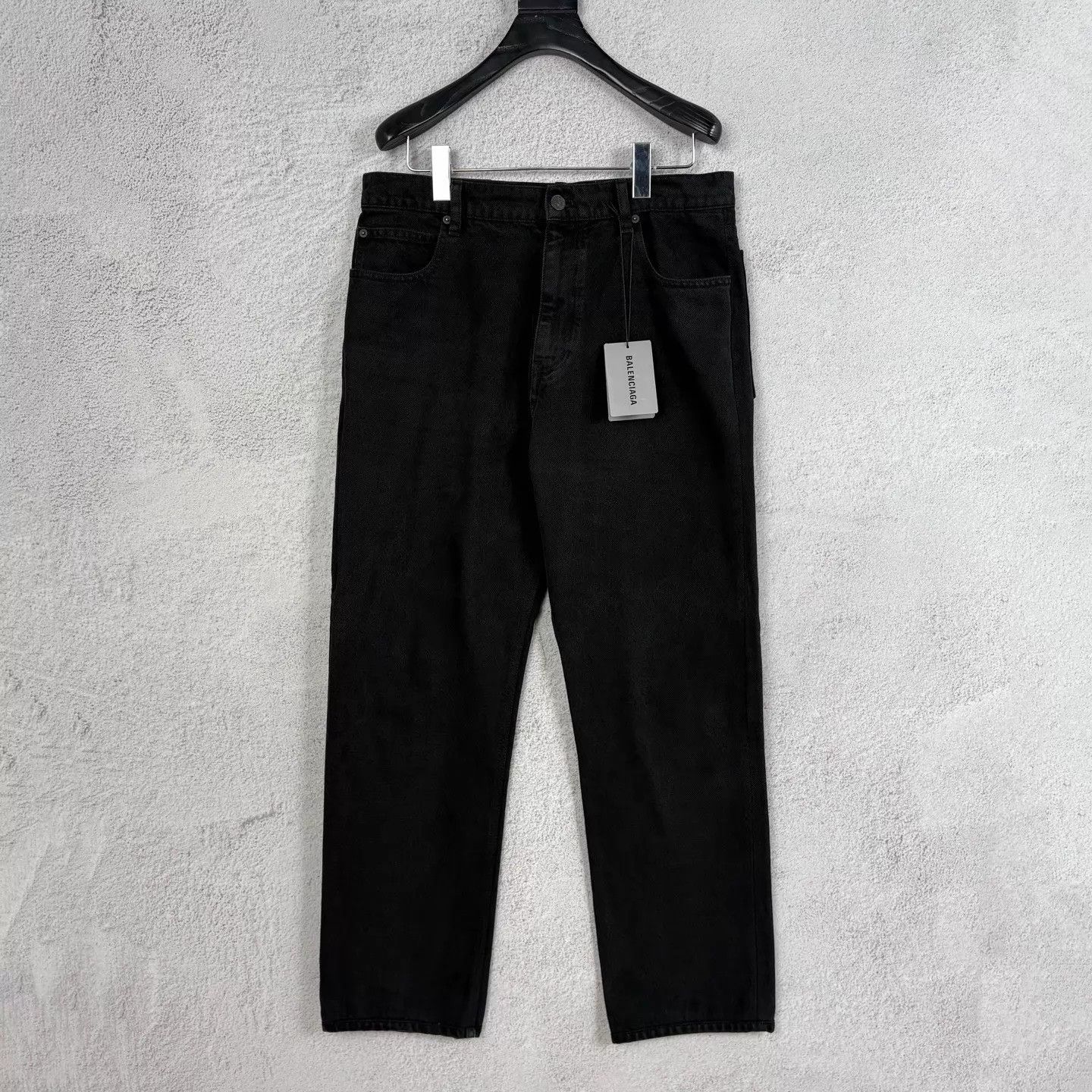 Balenciaga Balenciaga Distressed Washed LeatherTag Black M Jeans Size US 32 / EU 48 - 1 Thumbnail