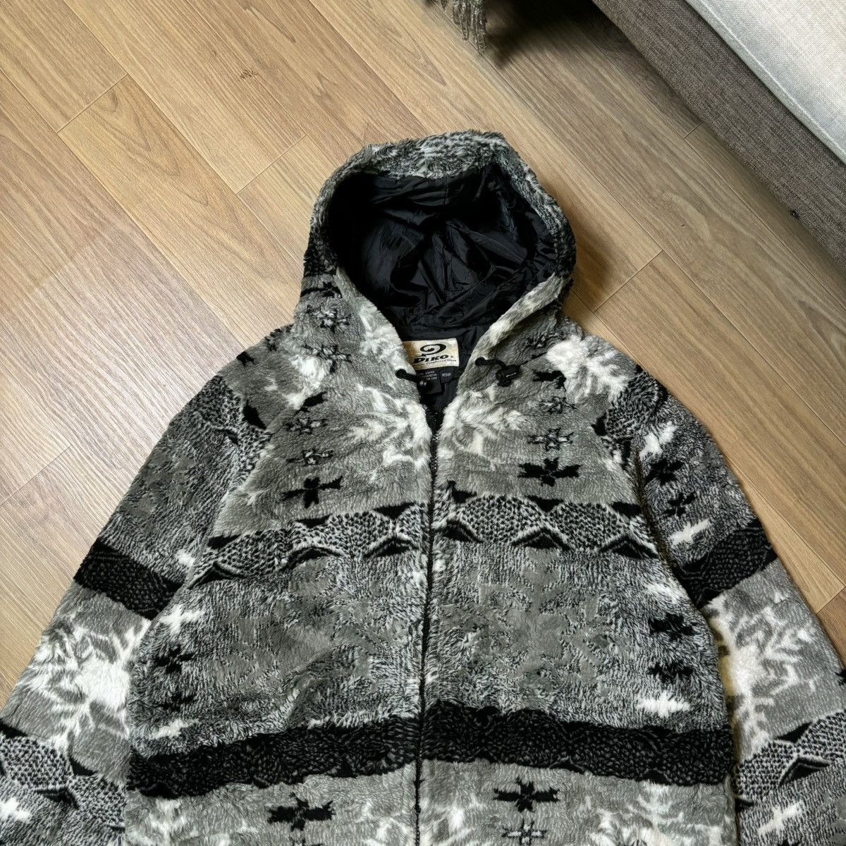 If Six Was Nine × Le Grande Bleu (L.G.B.) Vintage Piko fauxfur jacket Size US XL / EU 56 / 4 - 5 Thumbnail