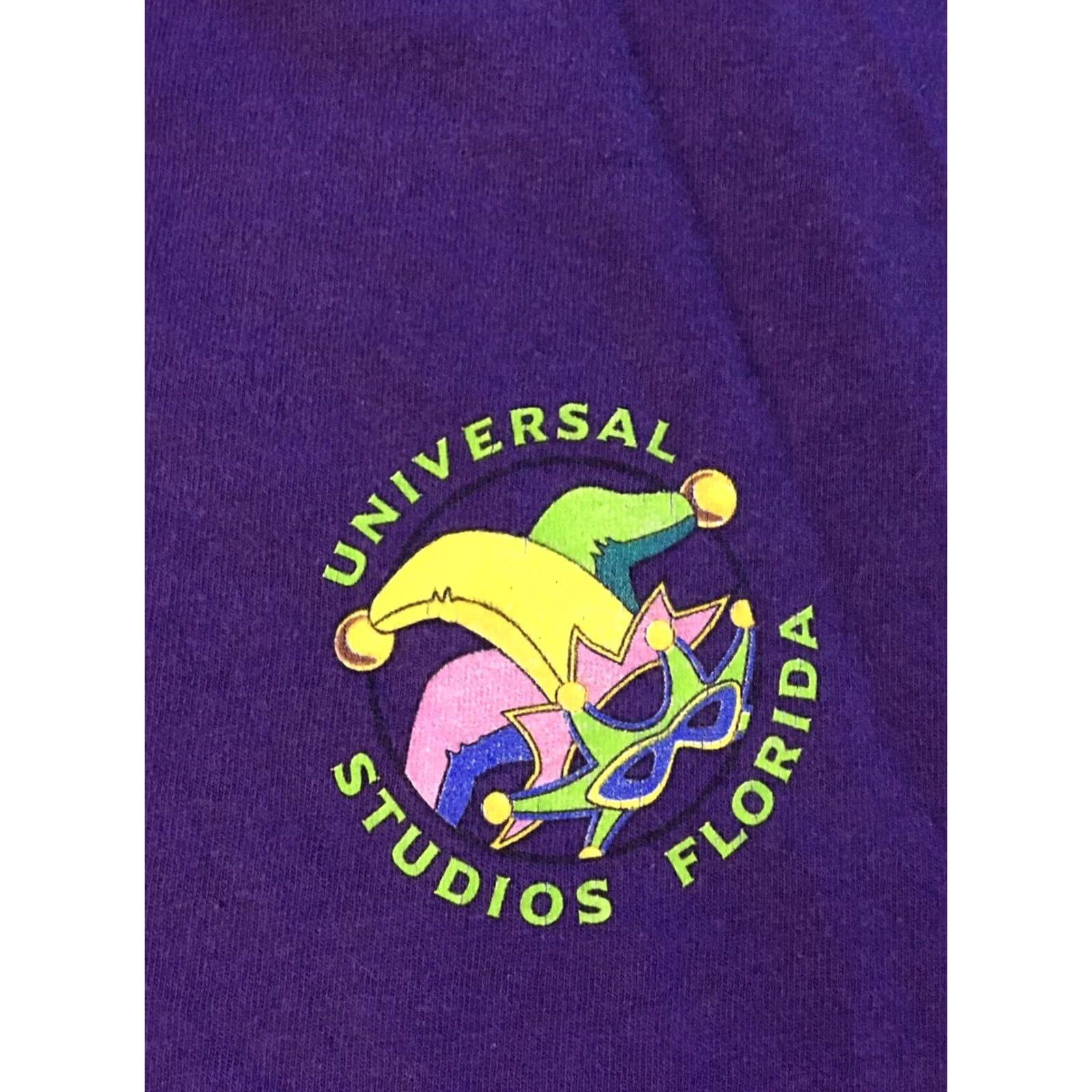 Vintage VINTAGE Universal Studios Mardi Gras 2003 Faded Shirt L Purple Mens Graphic Tee Beads Grunge 90s Size US L / EU 52-54 / 3 - 4 Thumbnail