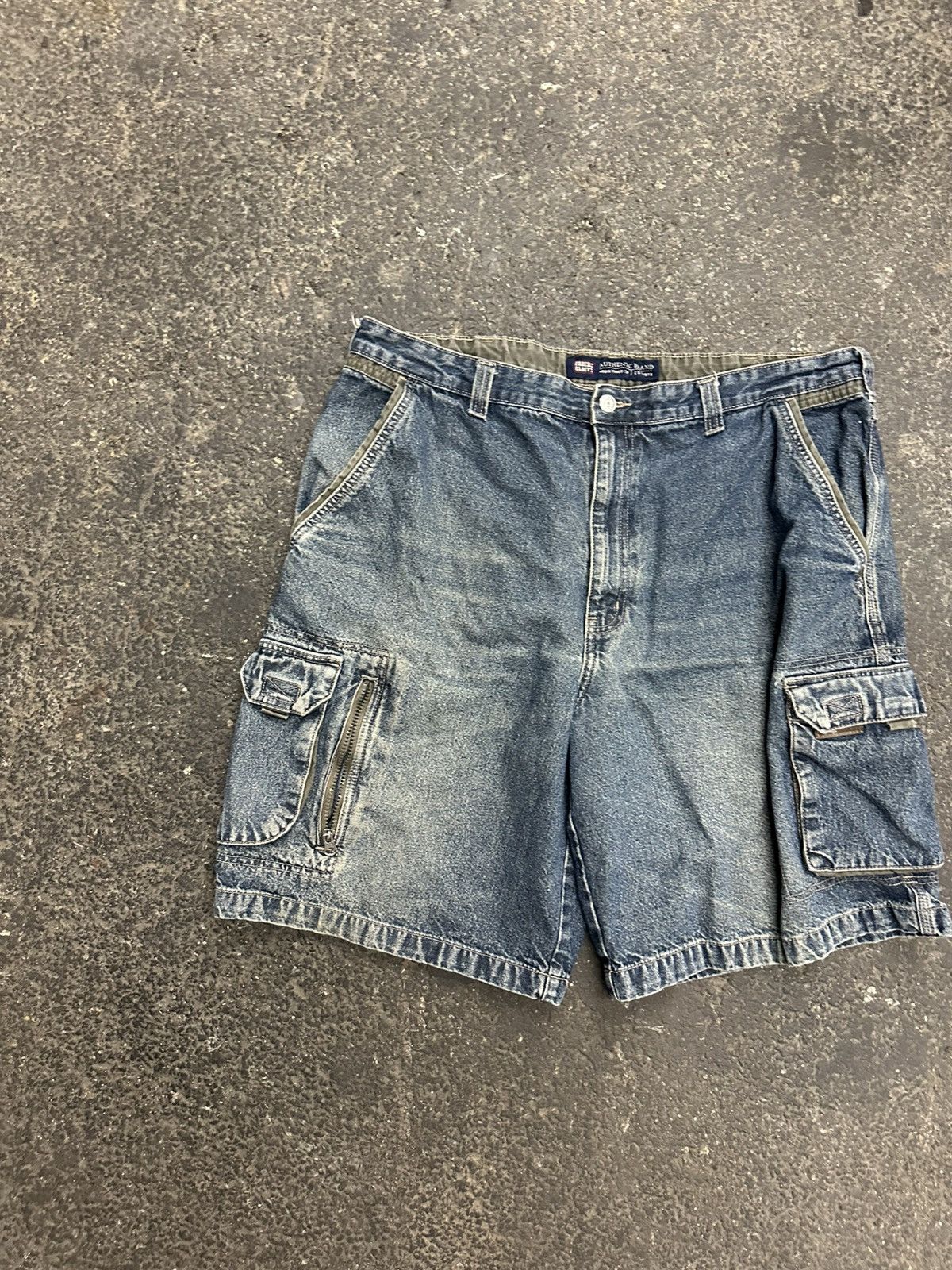 Other Y2K cargo baggy jorts Size US 36 / EU 52 - 2 Thumbnail