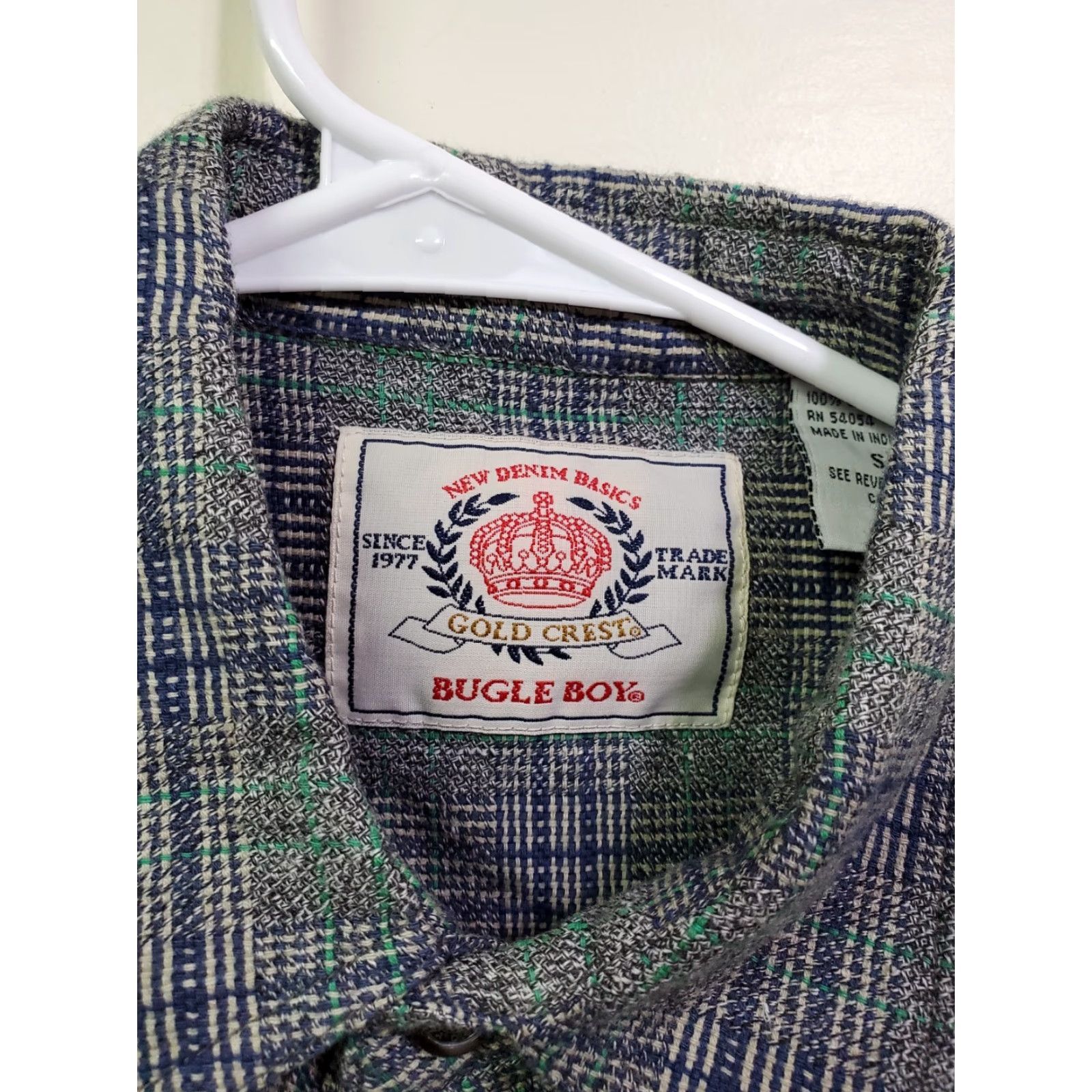 Bugle Boy VINTAGE Bugle Boy Flannel Shirt Long Sleeve Mens Size S Gray Plaid Gold Crest Button-Up Collared Casual, Party/Cocktail, Travel Mens Size US S / EU 44-46 / 1 - 5 Thumbnail