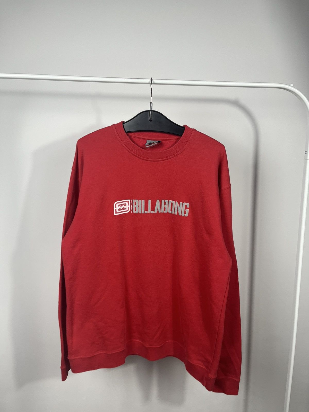 Billabong Vintage Billabong Red Crewneck Sweatshirt Logo Size M Size US M / EU 48-50 / 2 - 2 Thumbnail