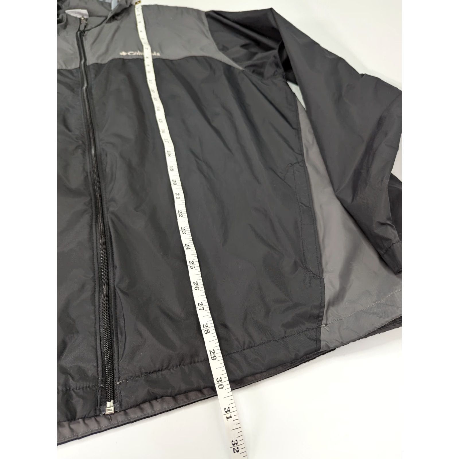 Vintage Columbia Glennaker Lake Rain Zip Jacket XL Hood Windbreaker Mens Jacket Grey Black 1442361 Size US XL / EU 56 / 4 - 7 Thumbnail