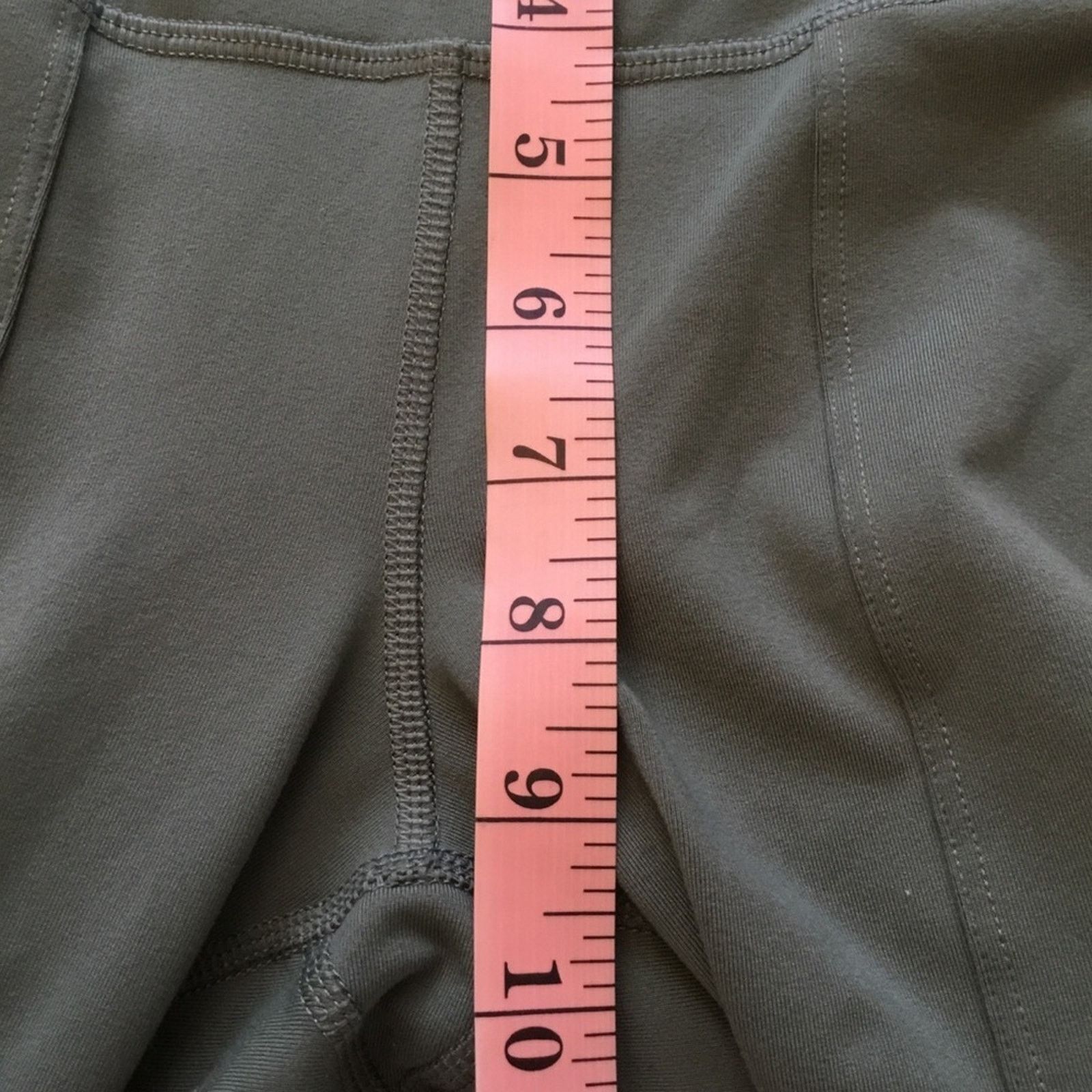 Old Navy Old Navy Green Active High-Rise Go-Dry Leggings Size 28" / US 6 / IT 42 - 12 Thumbnail