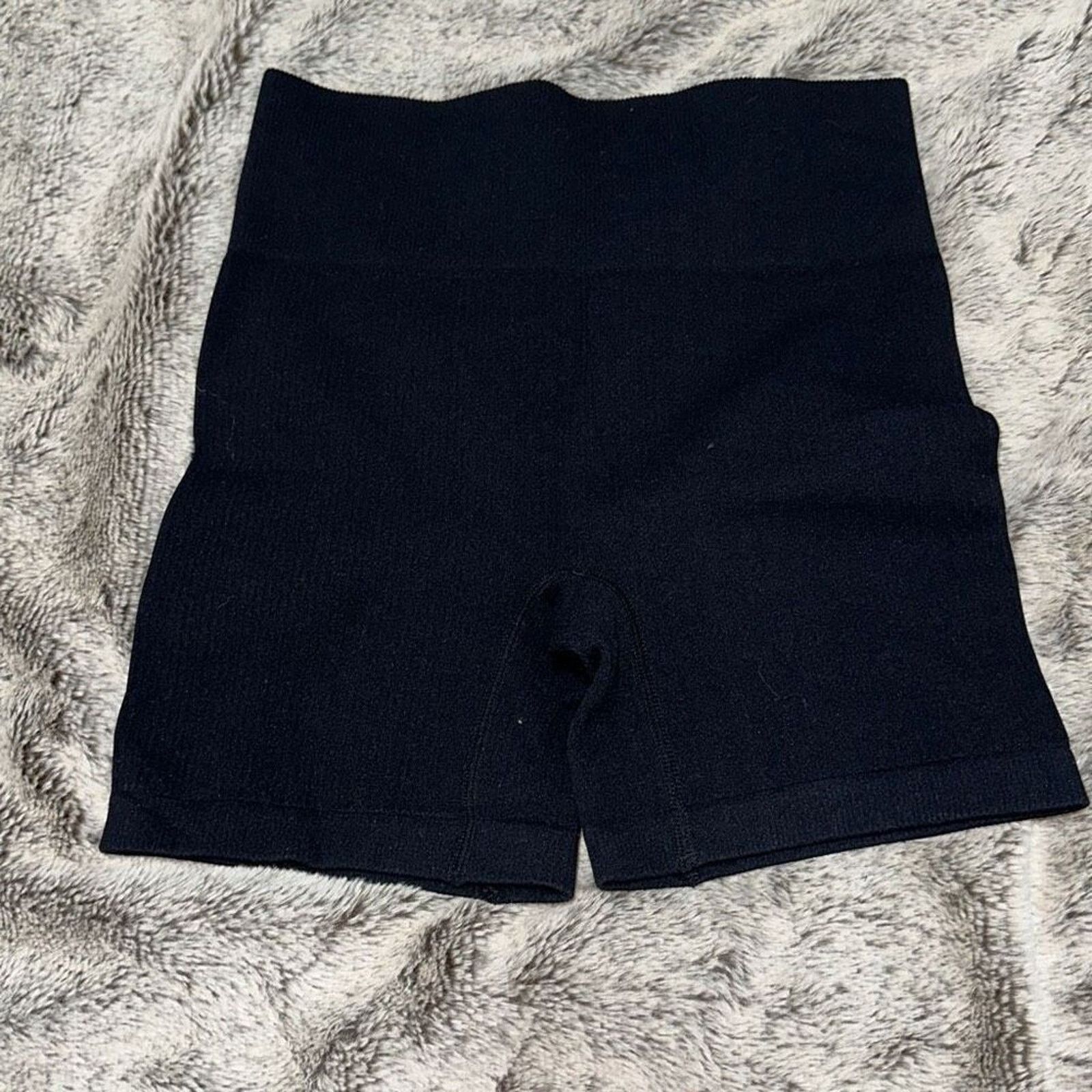 Other Amazon Black Ribbed Bike Shorts | Sz S Size 27" / US 4 / IT 40 - 4 Thumbnail
