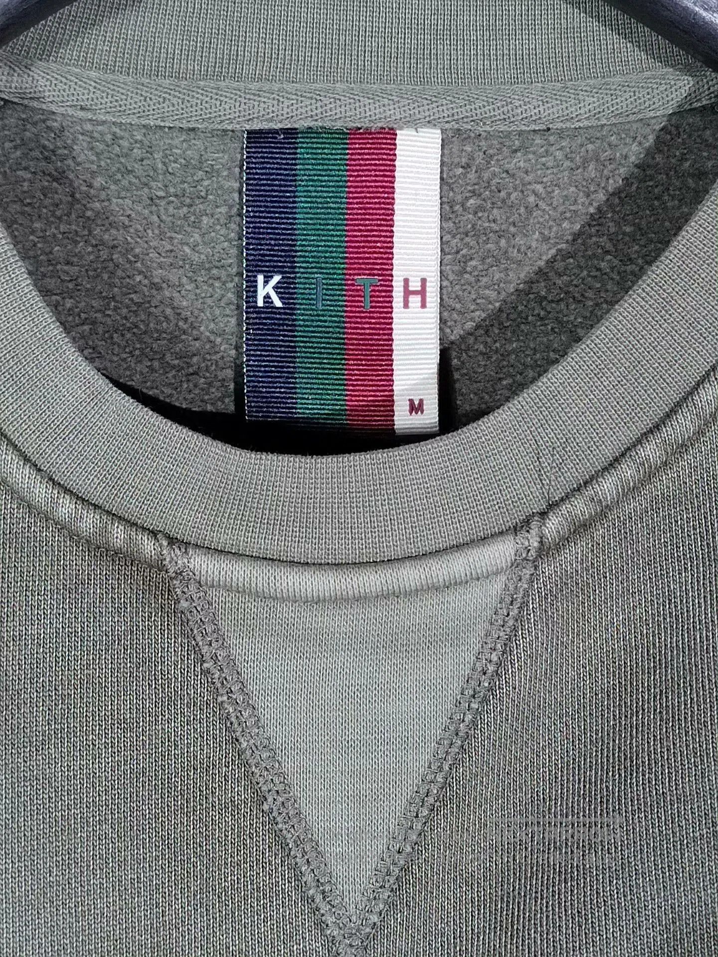 Kith KITH Pullover Sweatshirt in Ship Gray. Size US M / EU 48-50 / 2 - 3 Thumbnail
