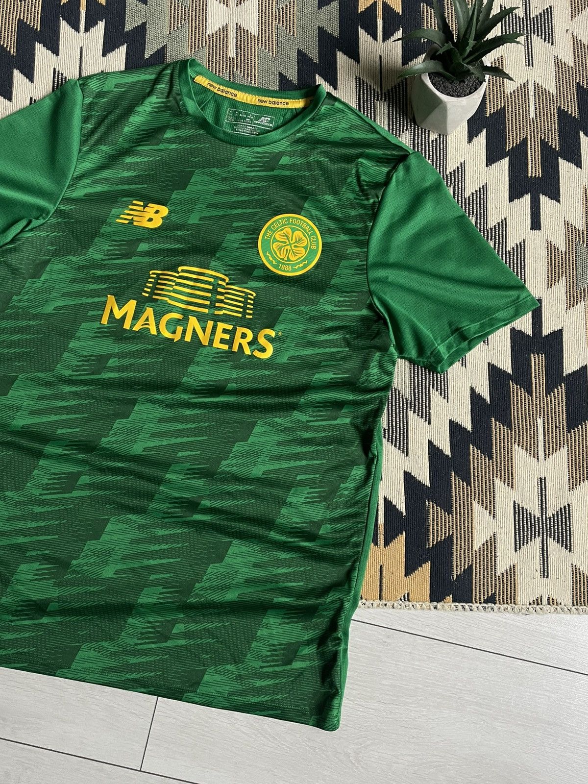 New Balance × Vintage Celtic 19/20 New Balance Soccer Blockcore Jersey Size US M / EU 48-50 / 2 - 3 Thumbnail