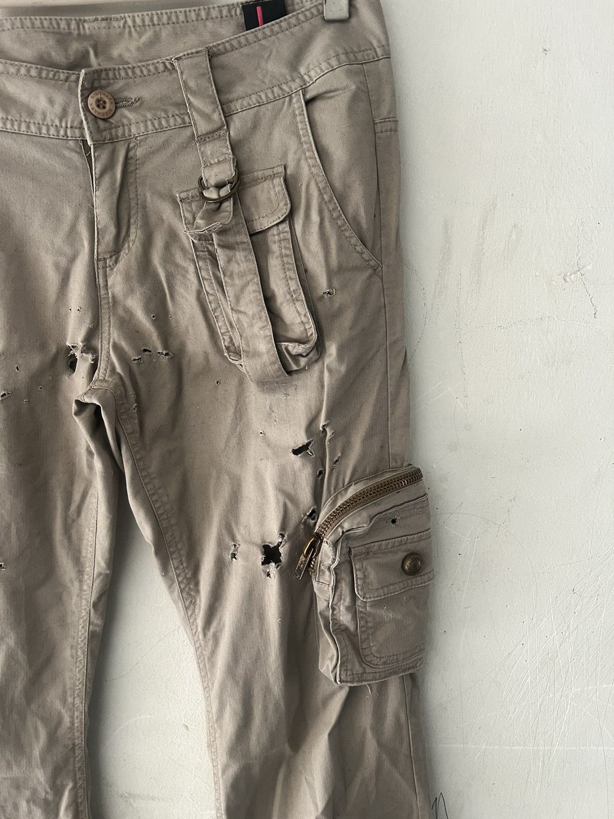 Hysteric Glamour THRASHED🔥KISSMARK DRAWSTRING CARGO 3D PANT Size US 29 - 2 Thumbnail