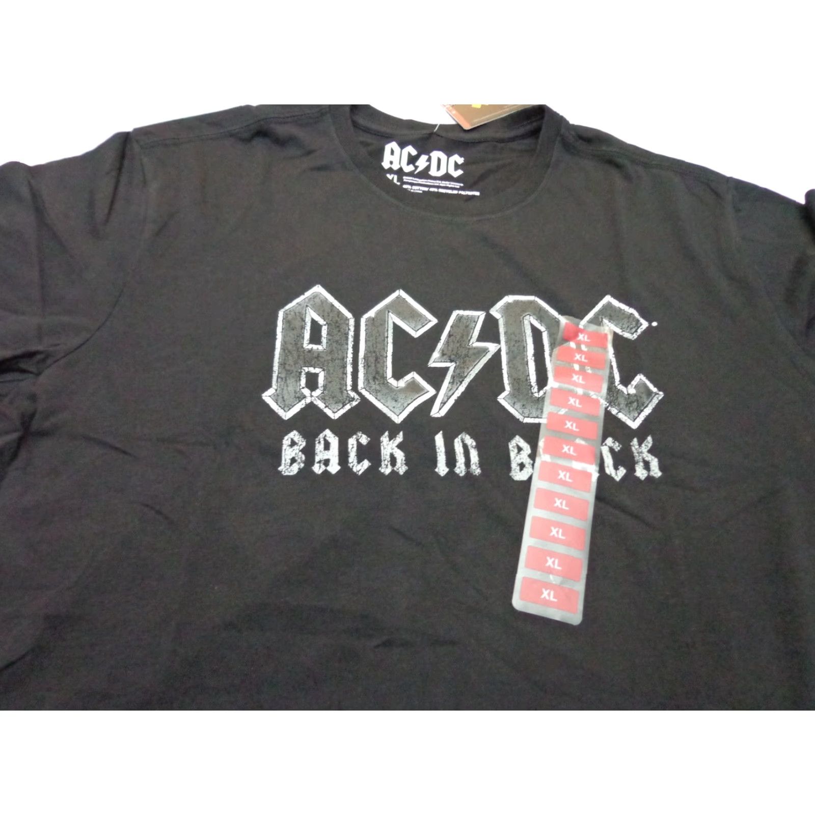 Vintage AC/DC Back In Black T-Shirt XL Men Black Short Sleeve Officially Licensed Music Tee Size US XL / EU 56 / 4 - 2 Thumbnail