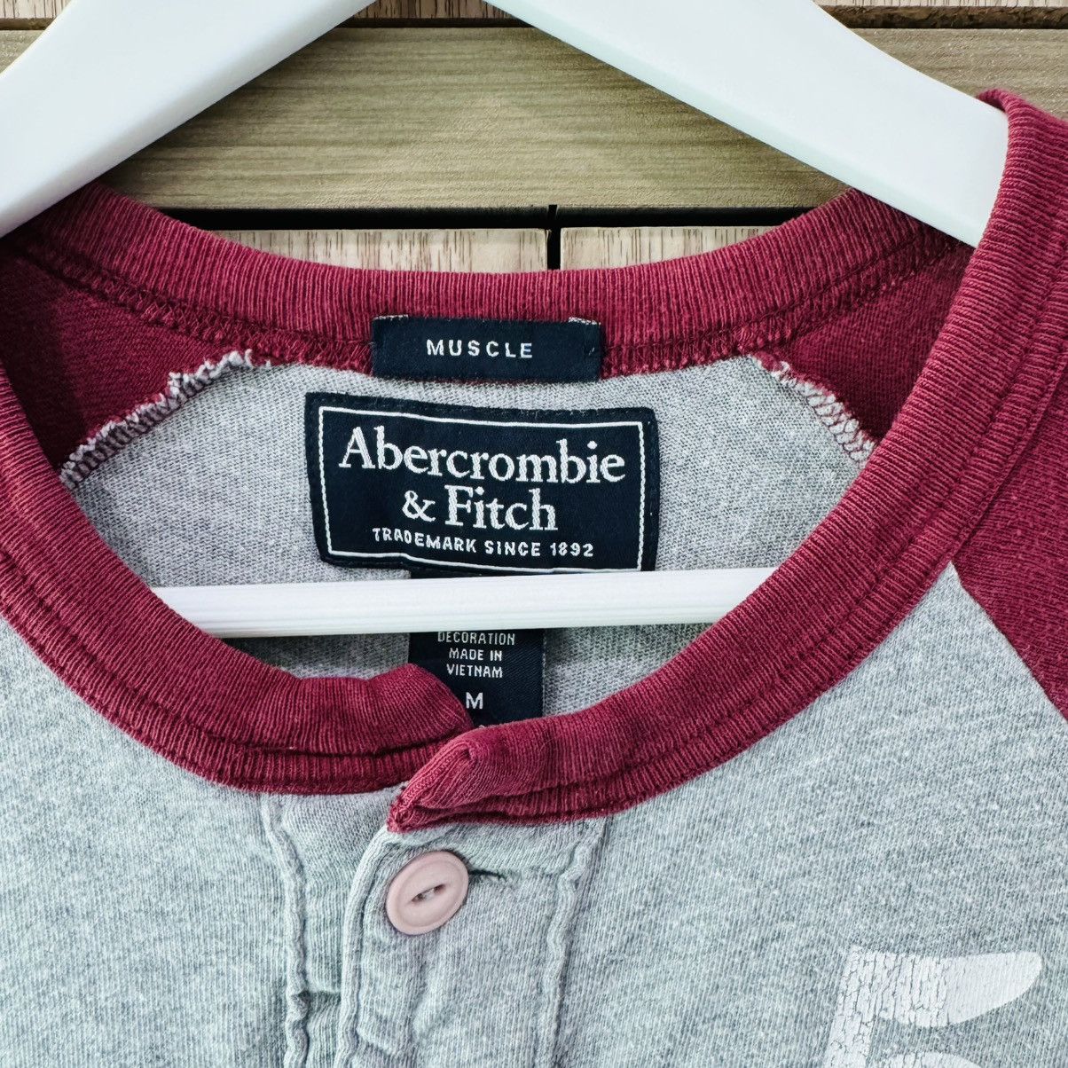 Abercrombie & Fitch Abercrombie & Fitch - Big No 5 at back Size US M / EU 48-50 / 2 - 4 Thumbnail