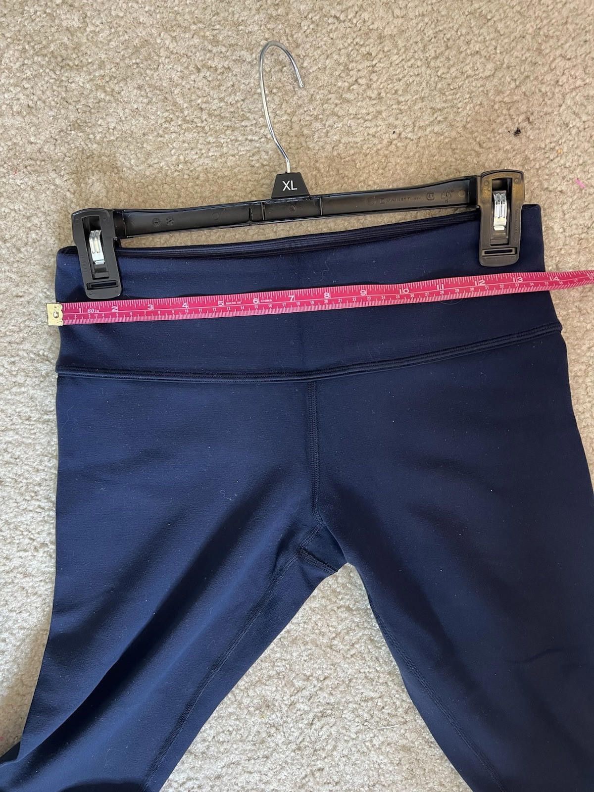 Designer Lululemon Cropped Blue Leggings Size 6 Size 28" / US 6 / IT 42 - 5 Thumbnail