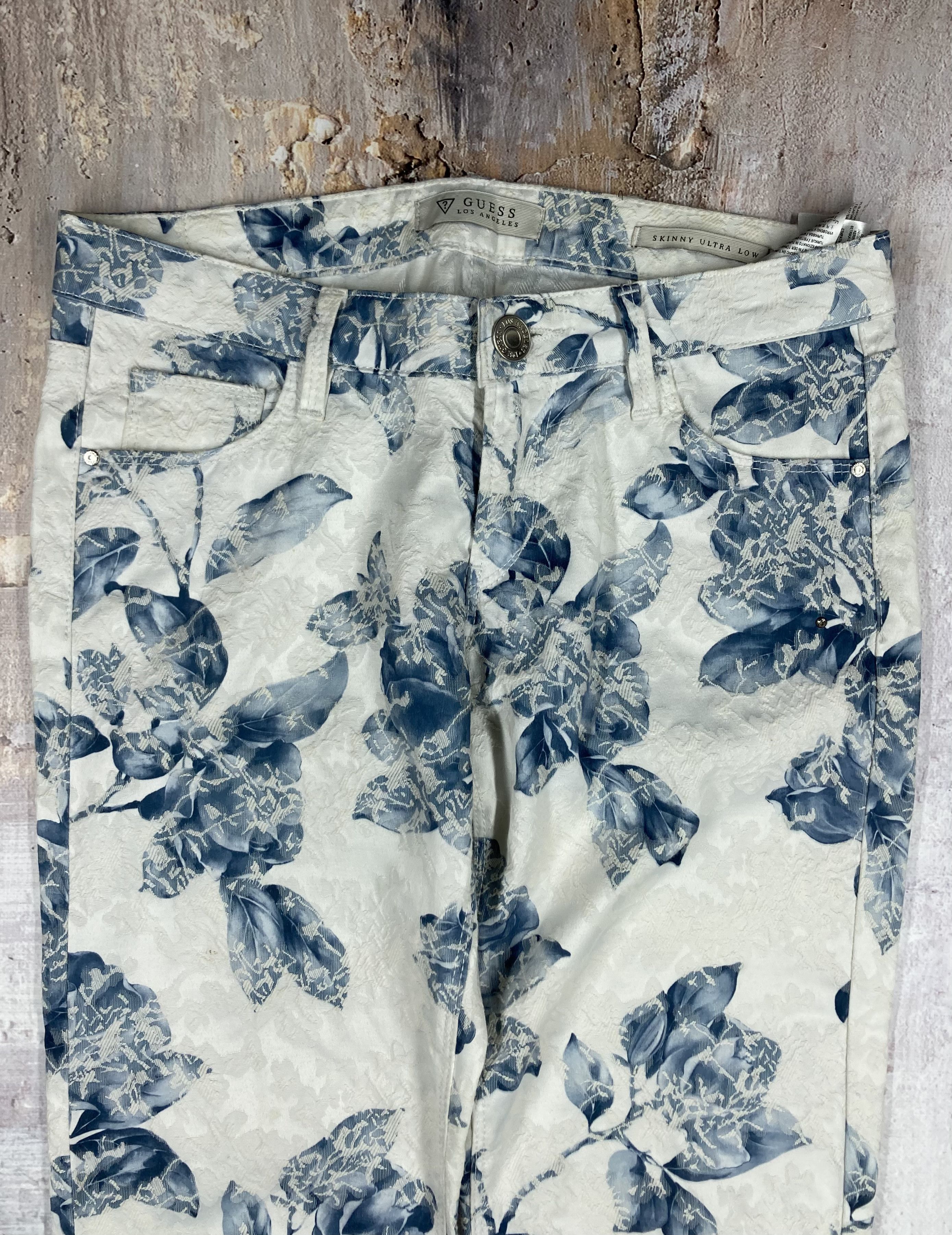 Guess Vintage Pants Guess Flower Print Women’s Size 27. Size 27" / US 4 / IT 40 - 2 Thumbnail