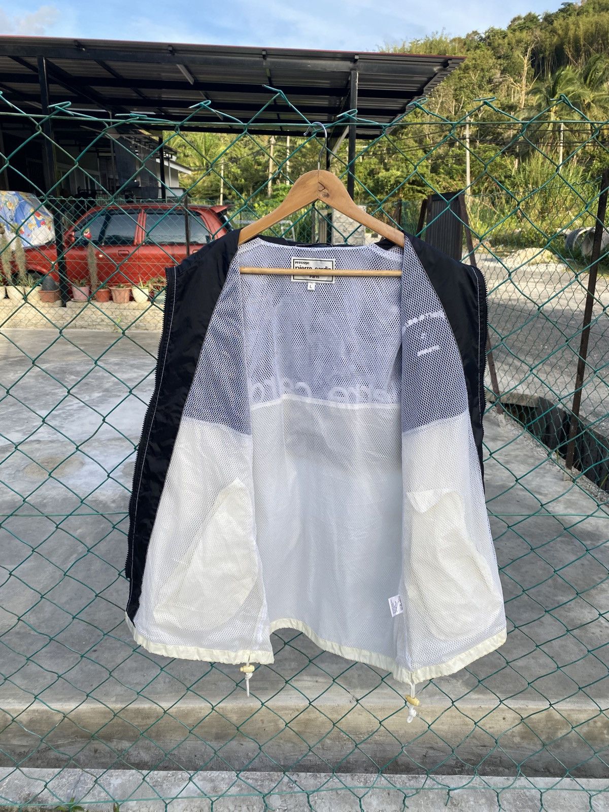 Pierre Cardin Pirre Cardin Sport woven spellout big logo raincoat Size US L / EU 52-54 / 3 - 5 Thumbnail