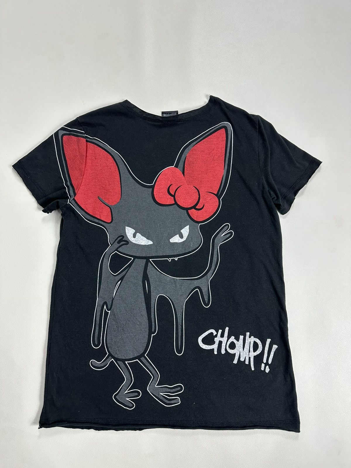 Other Hello Kitty X Chupacabra beautiful Art Tshirt Size L / US 10 / IT 46 - 10 Thumbnail