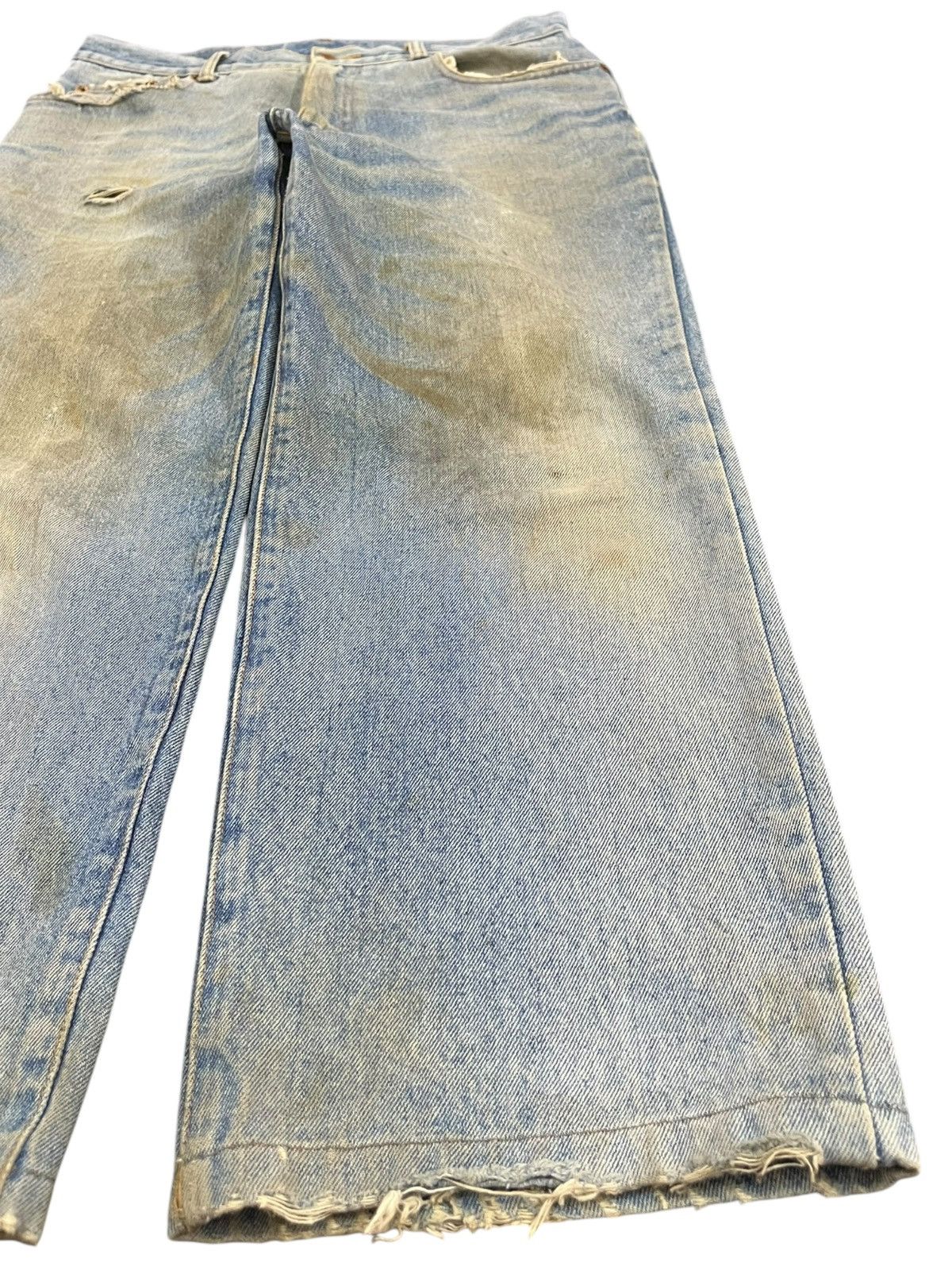Japanese Brand Vintage Blue Chaser Baggy Mudwash Denim Size US 33 - 4 Thumbnail